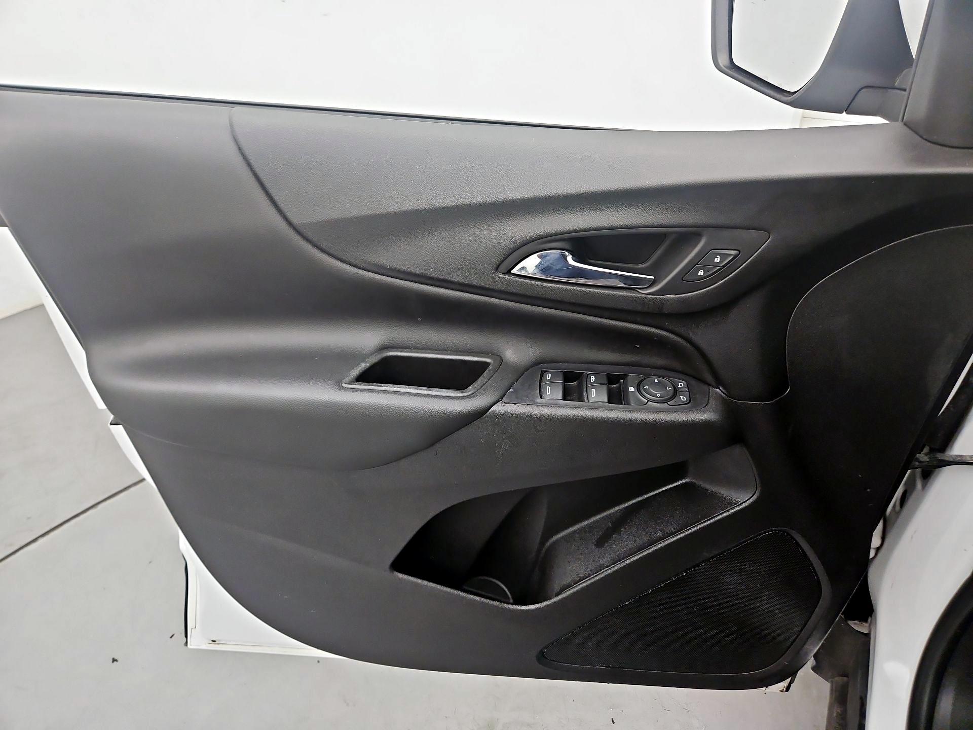 Thumbnail: 2020 Chevrolet Equinox - 12