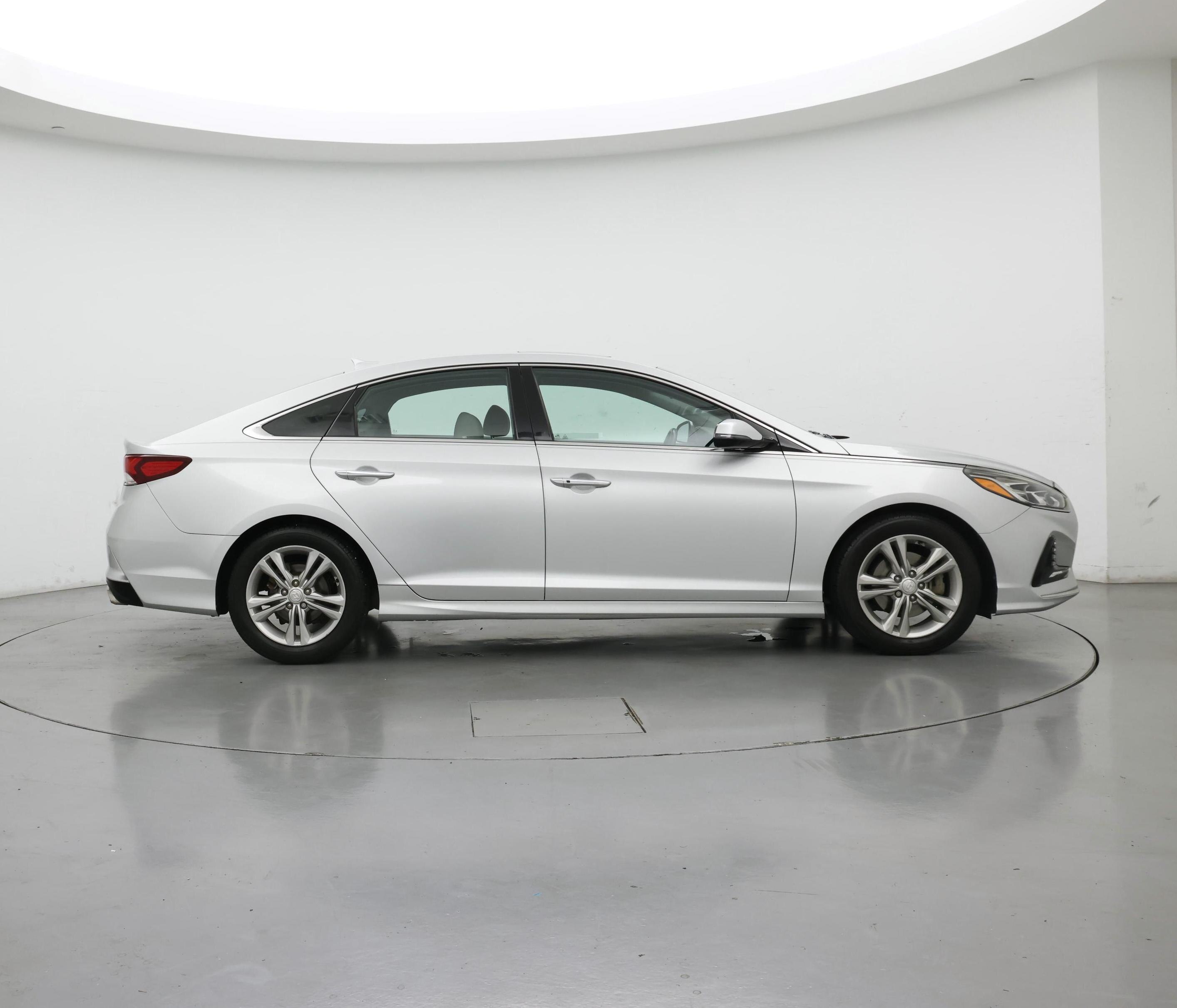 Thumbnail: 2018 Hyundai Sonata - 7