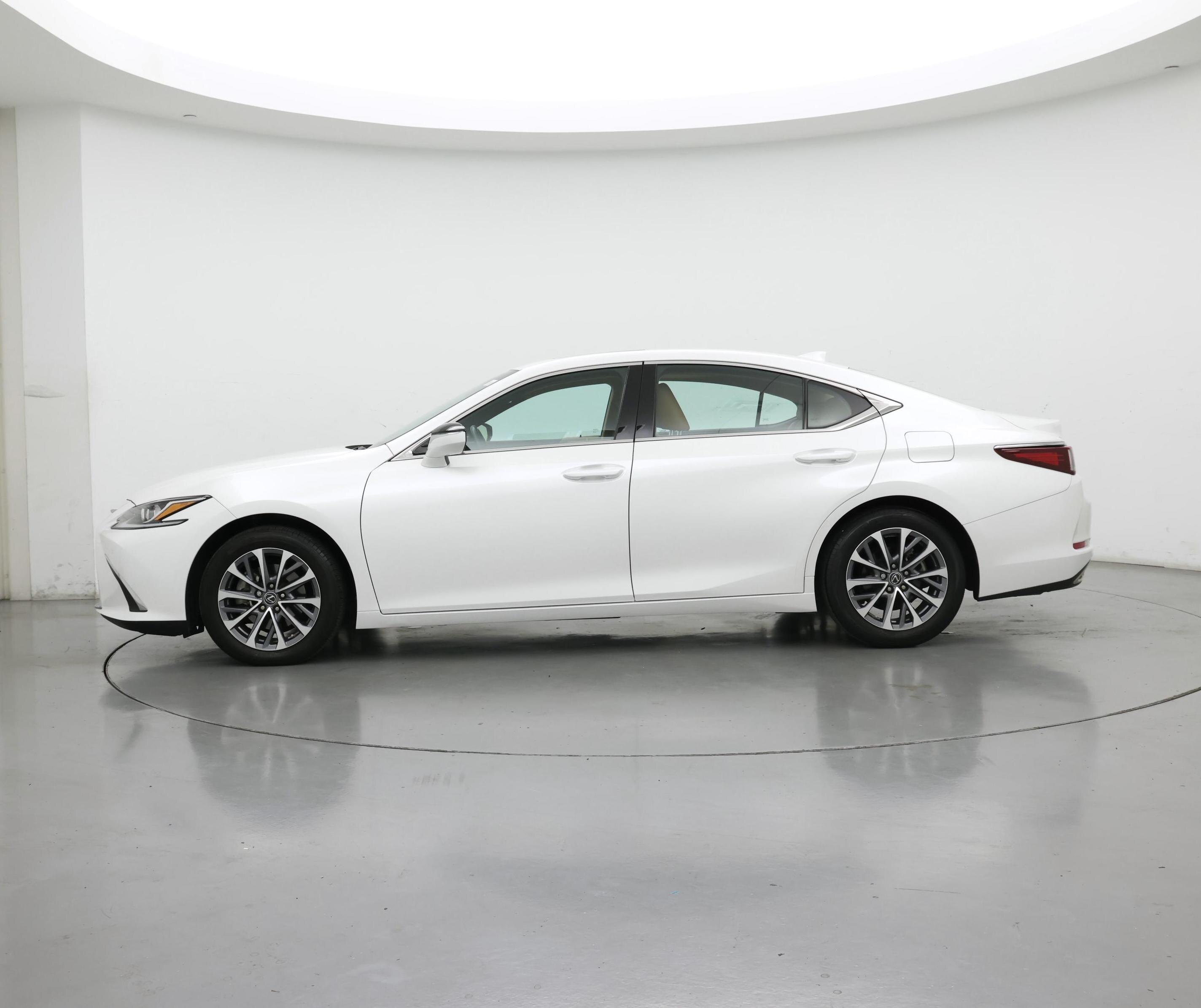 Thumbnail: 2022 Lexus ES - 3