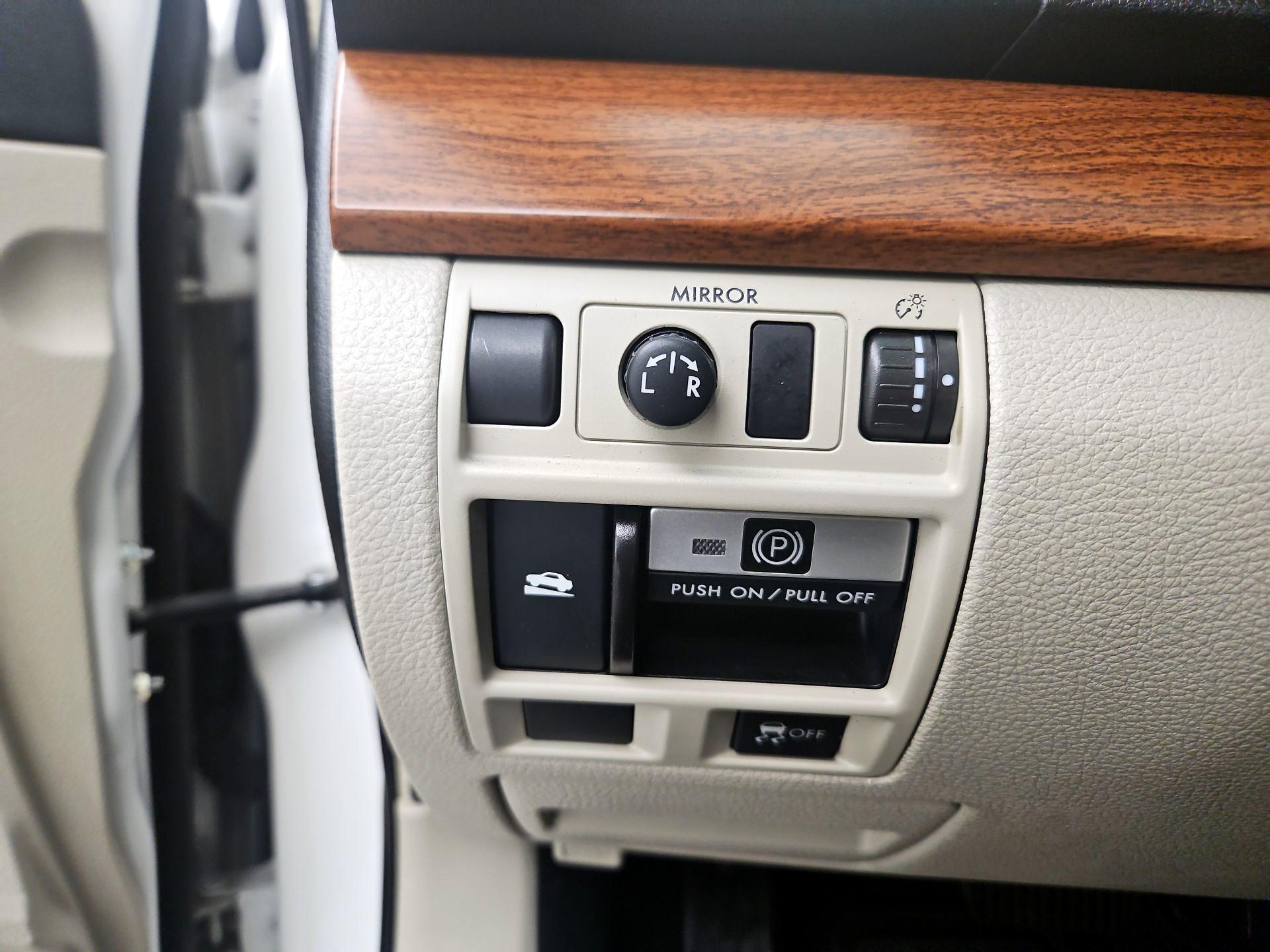 Thumbnail: 2014 Subaru Outback - 13