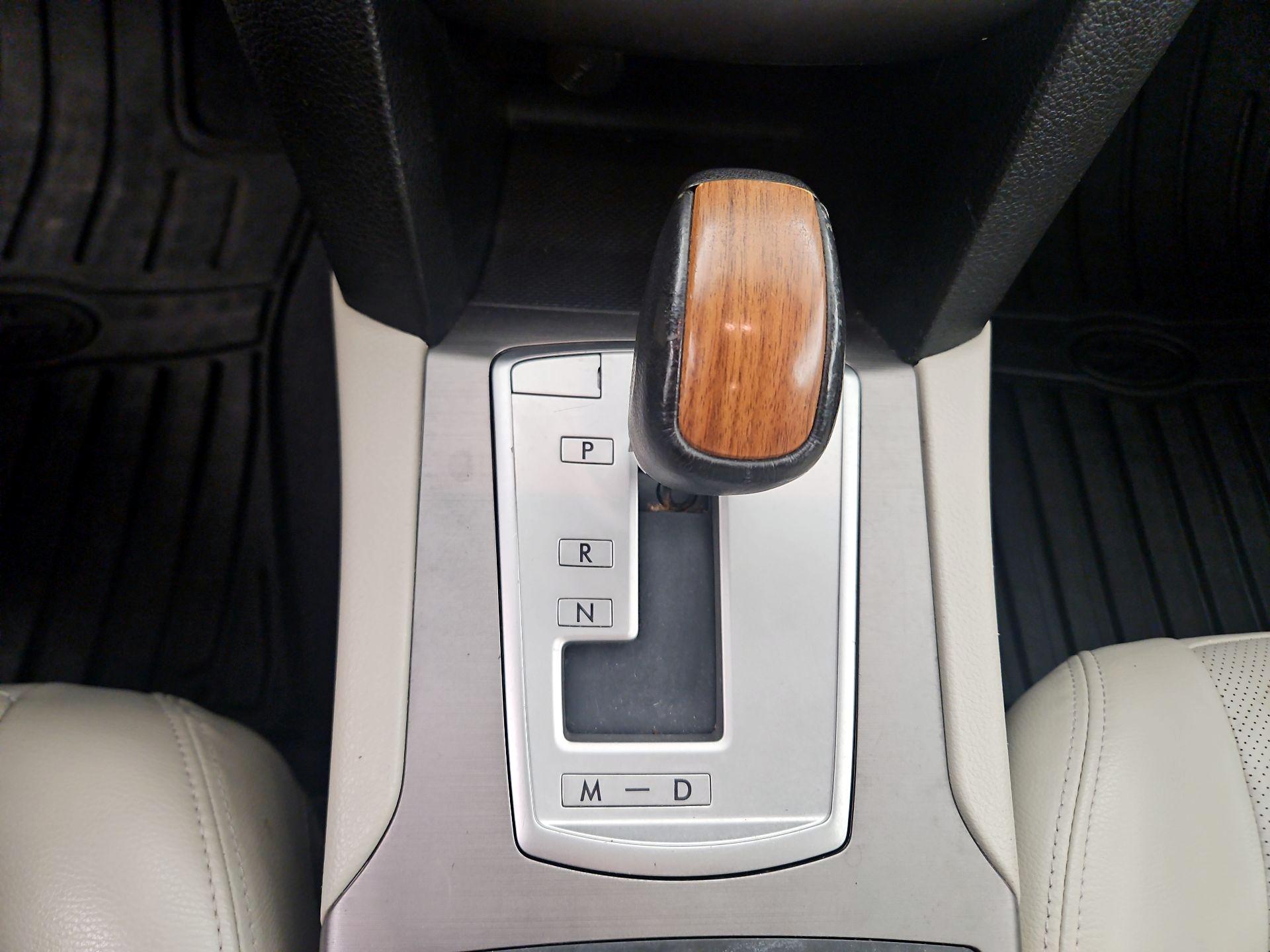 Thumbnail: 2014 Subaru Outback - 17