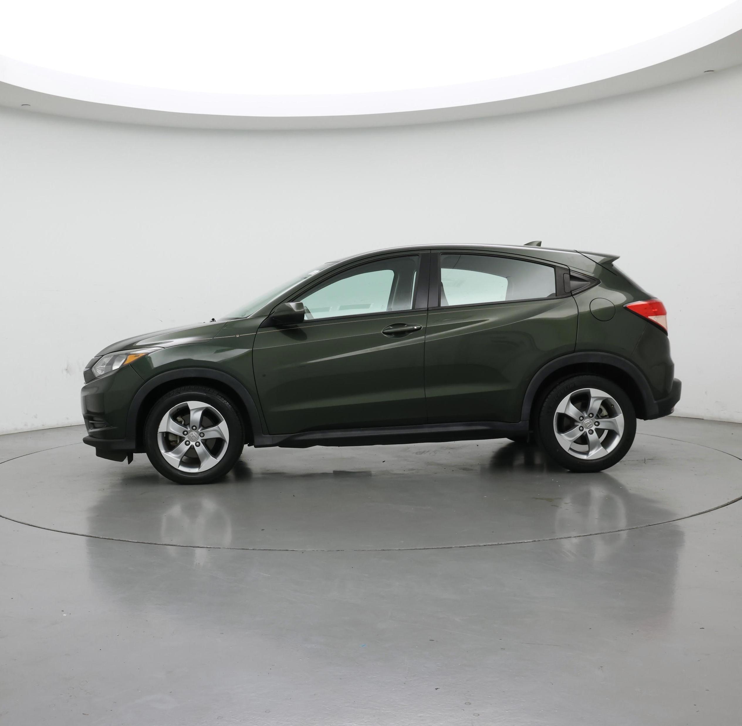 Thumbnail: 2017 Honda HR-V - 3