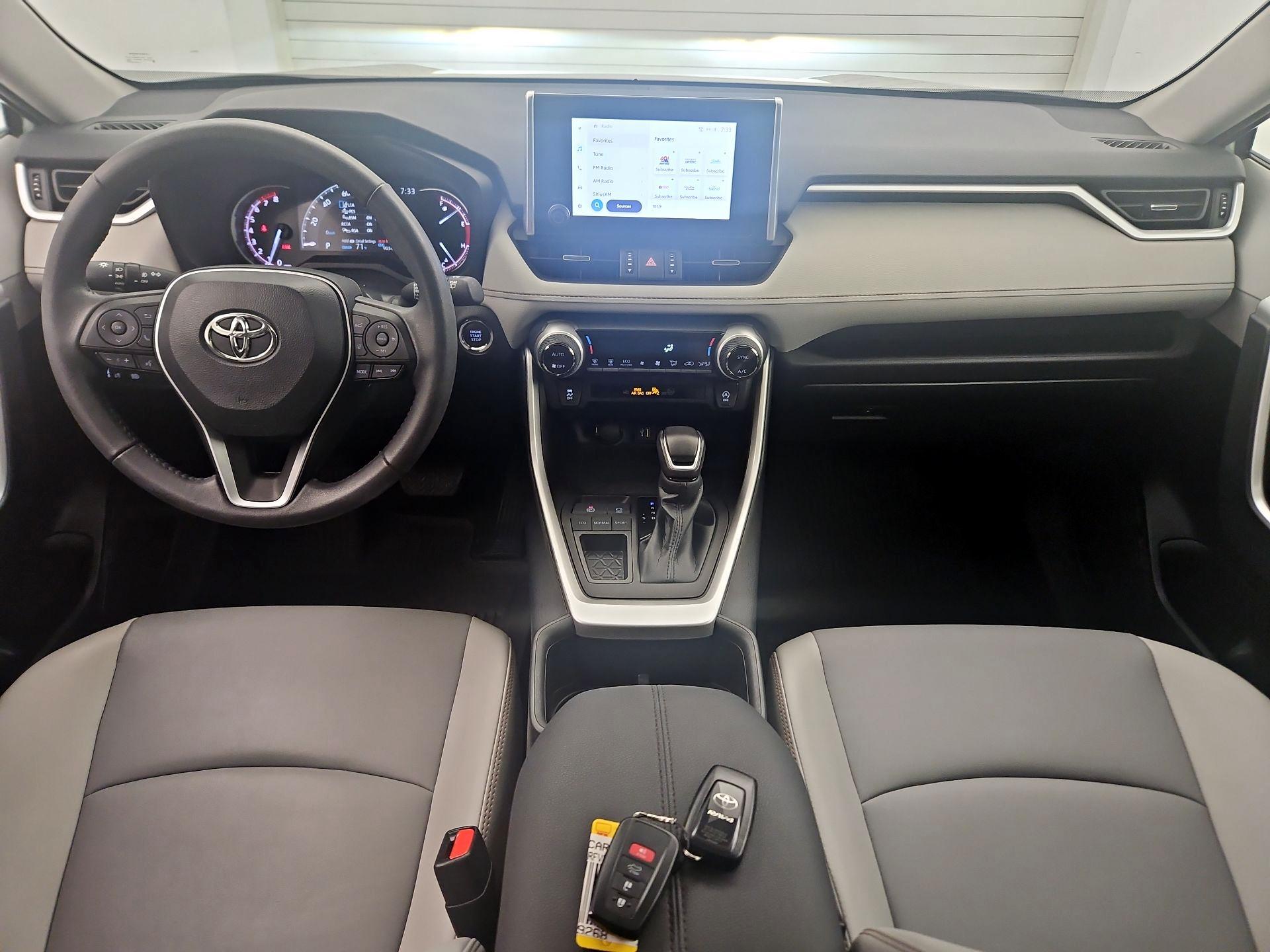 Thumbnail: 2023 Toyota RAV4 - 9