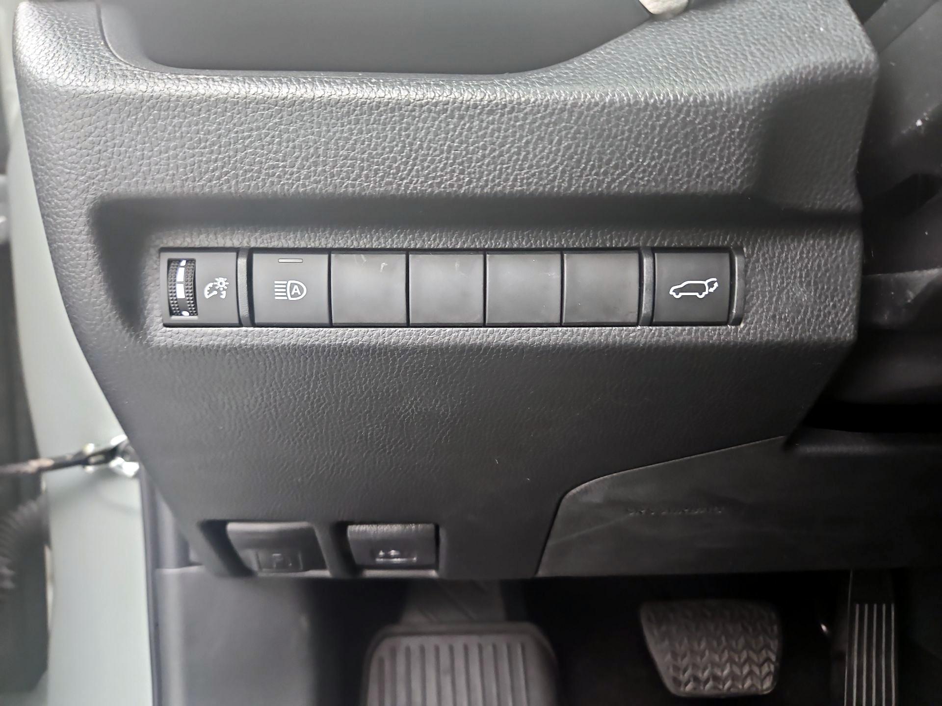 Thumbnail: 2023 Toyota RAV4 - 13