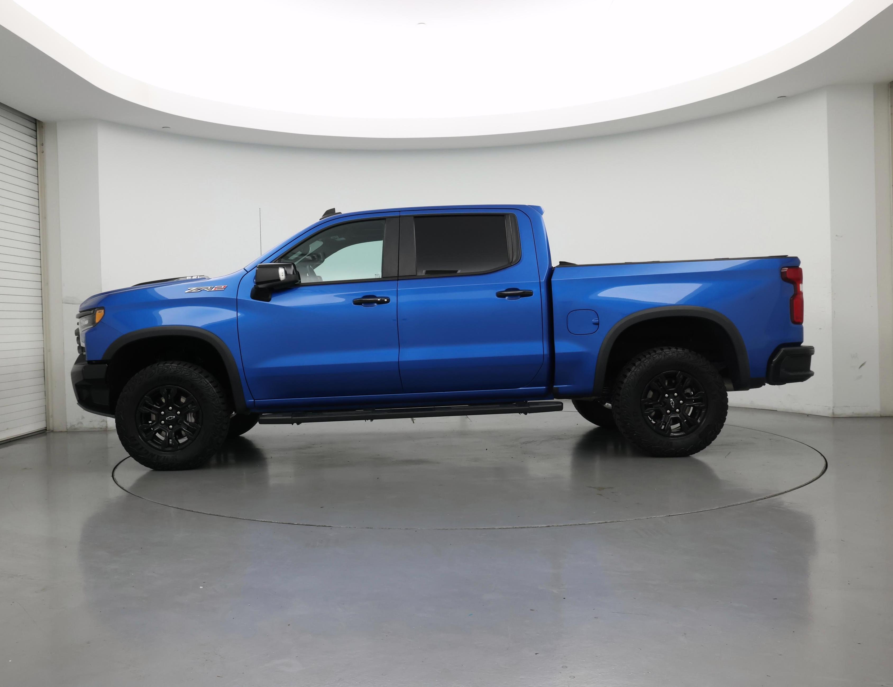 Thumbnail: 2022 Chevrolet Silverado 1500 - 3