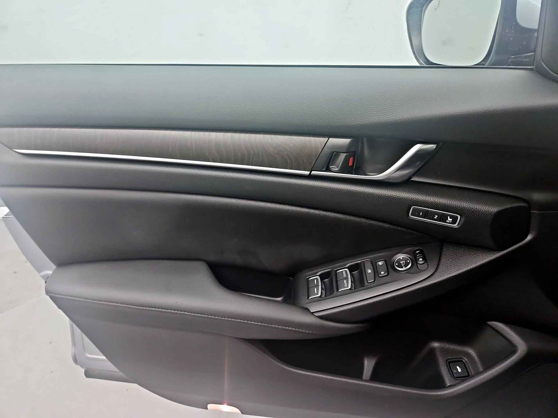 Thumbnail: 2021 Honda Accord - 12