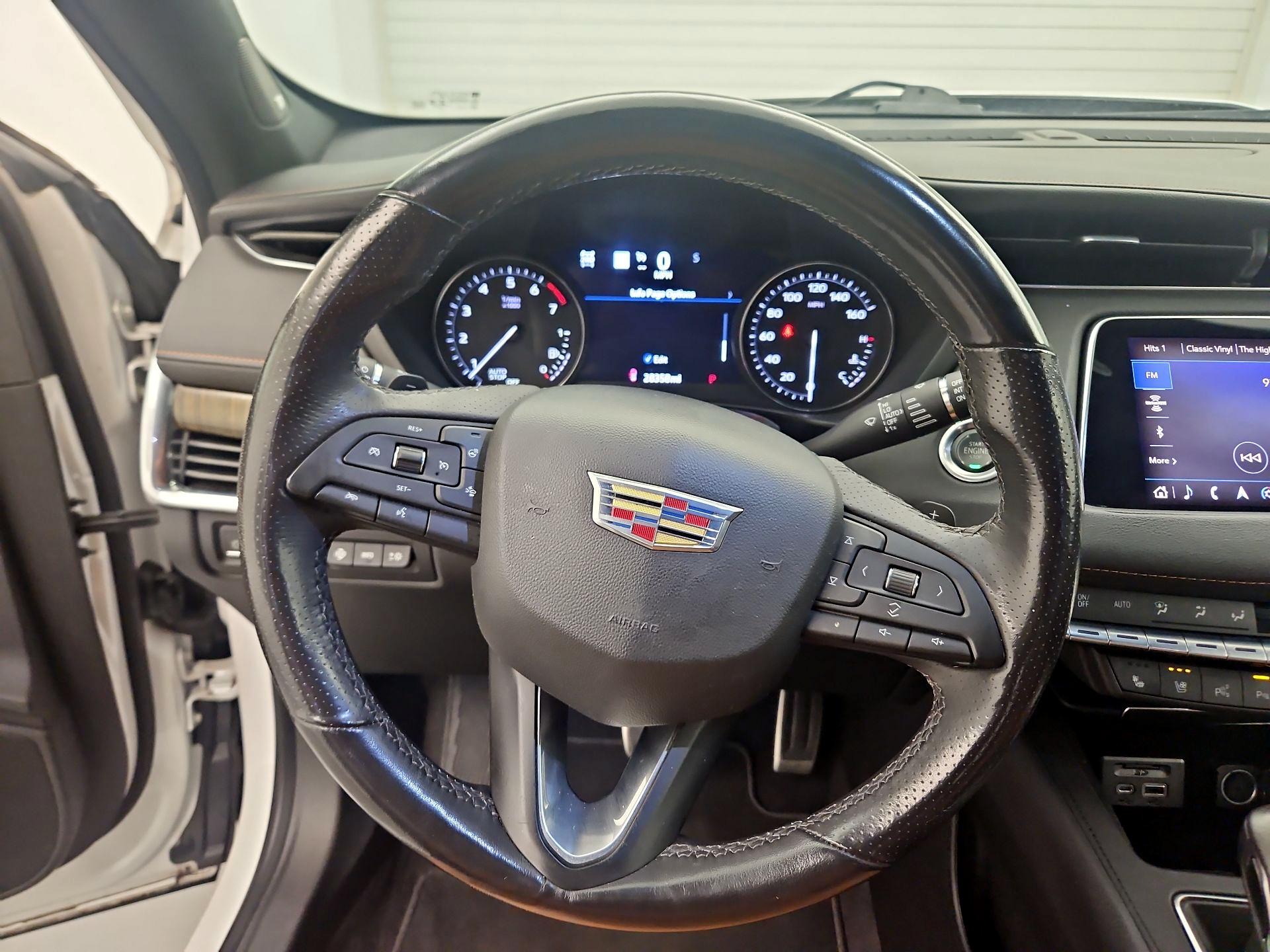 Thumbnail: 2019 Cadillac XT4 - 10