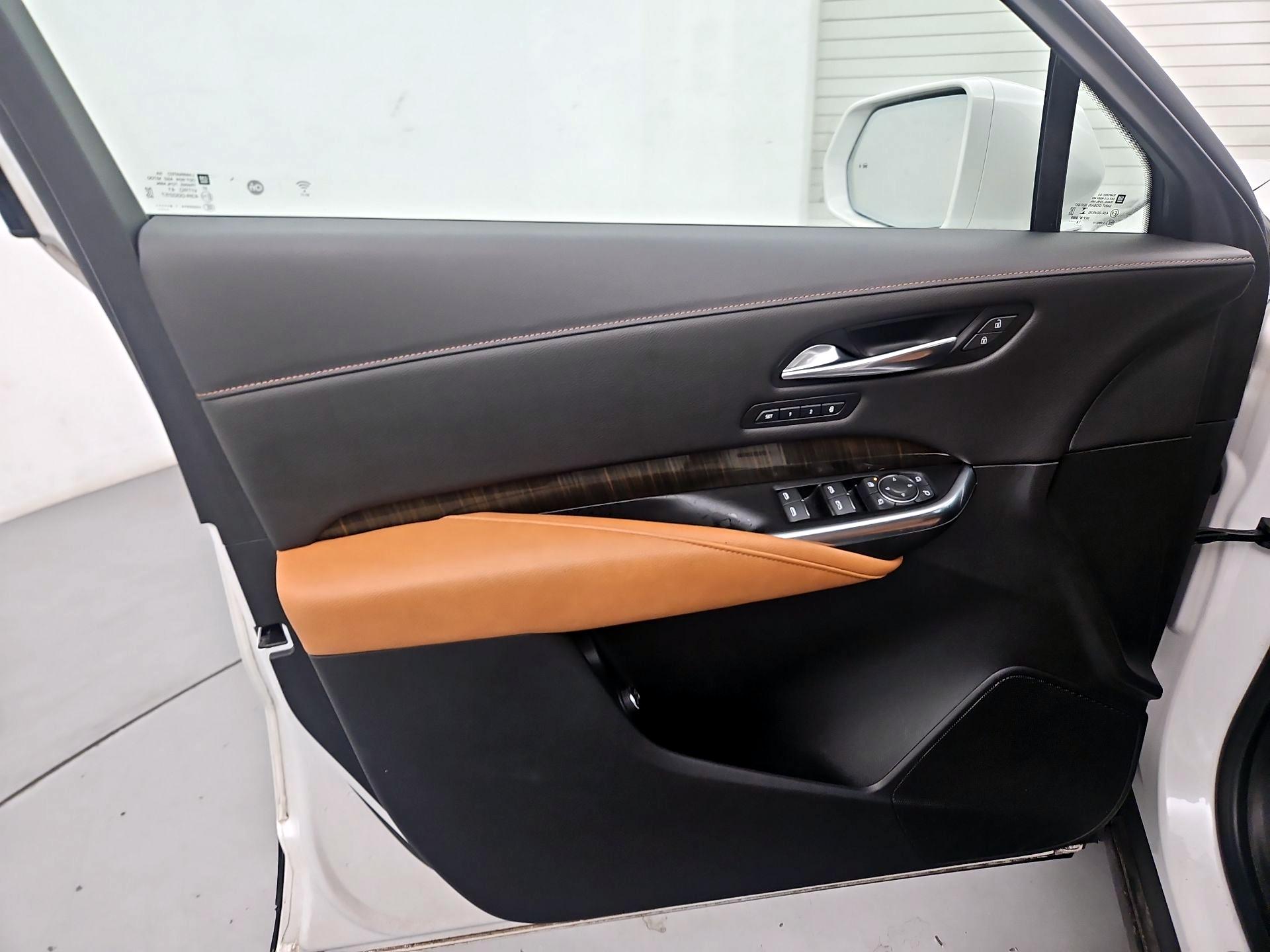 Thumbnail: 2019 Cadillac XT4 - 12