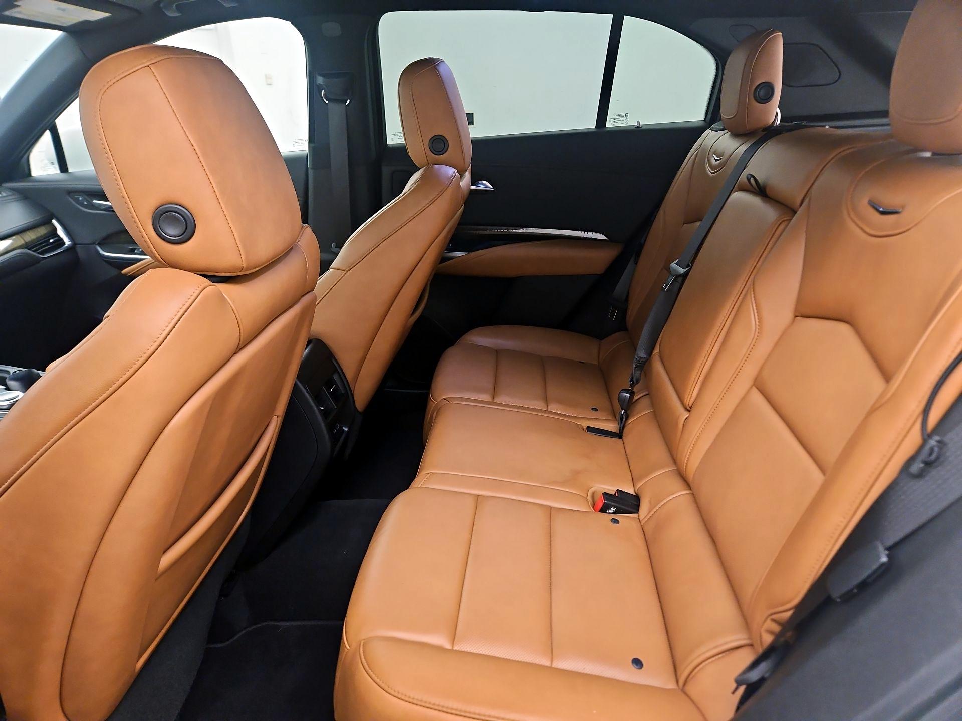 Thumbnail: 2019 Cadillac XT4 - 17