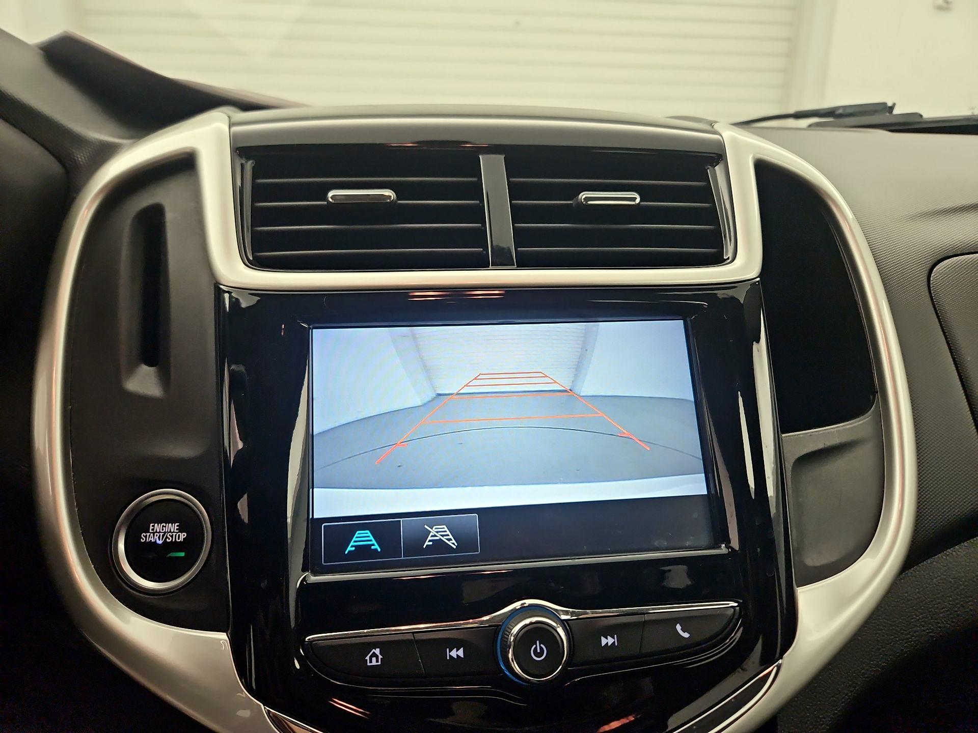 Thumbnail: 2017 Chevrolet Sonic - 14