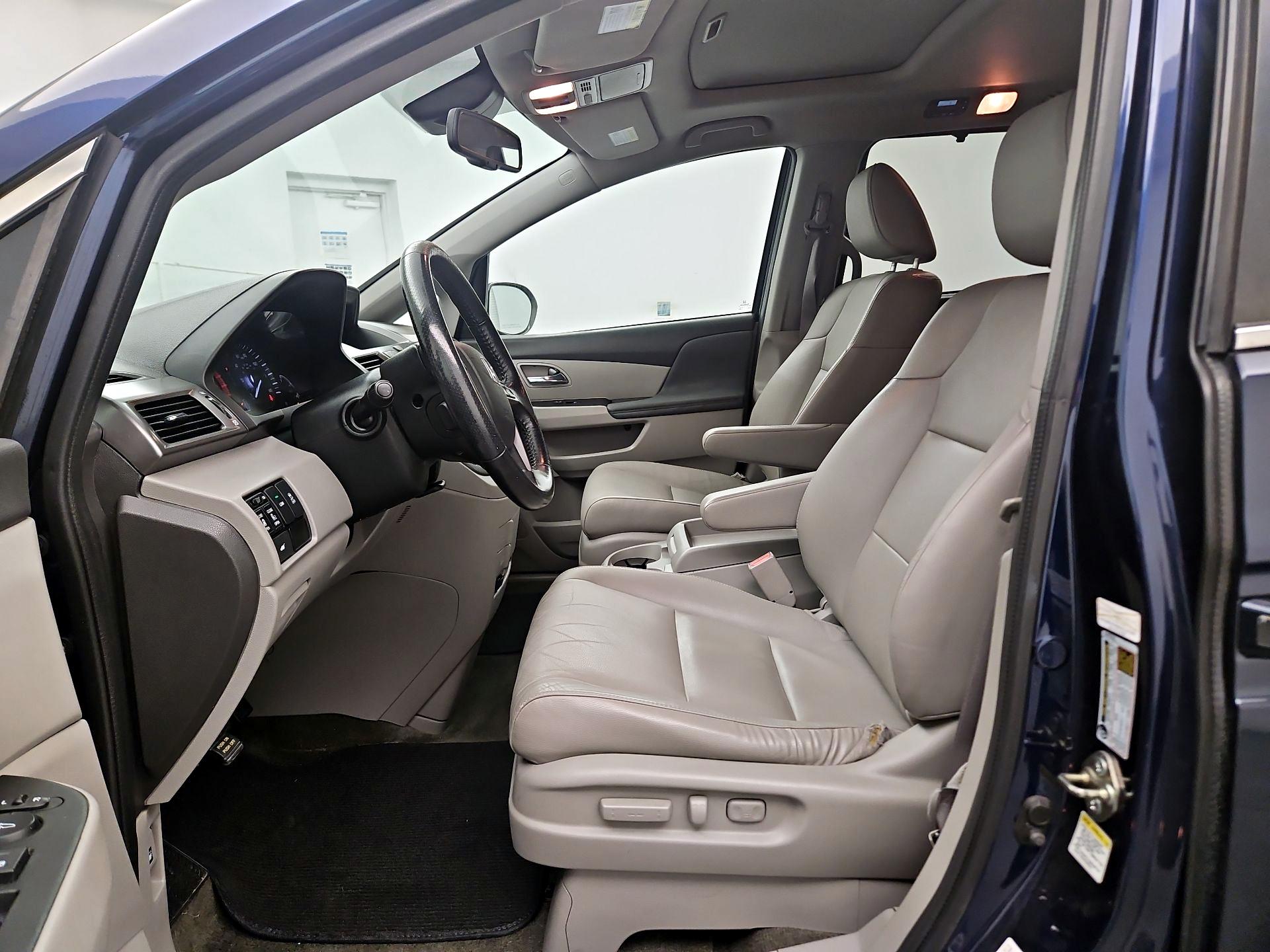 Thumbnail: 2015 Honda Odyssey - 11