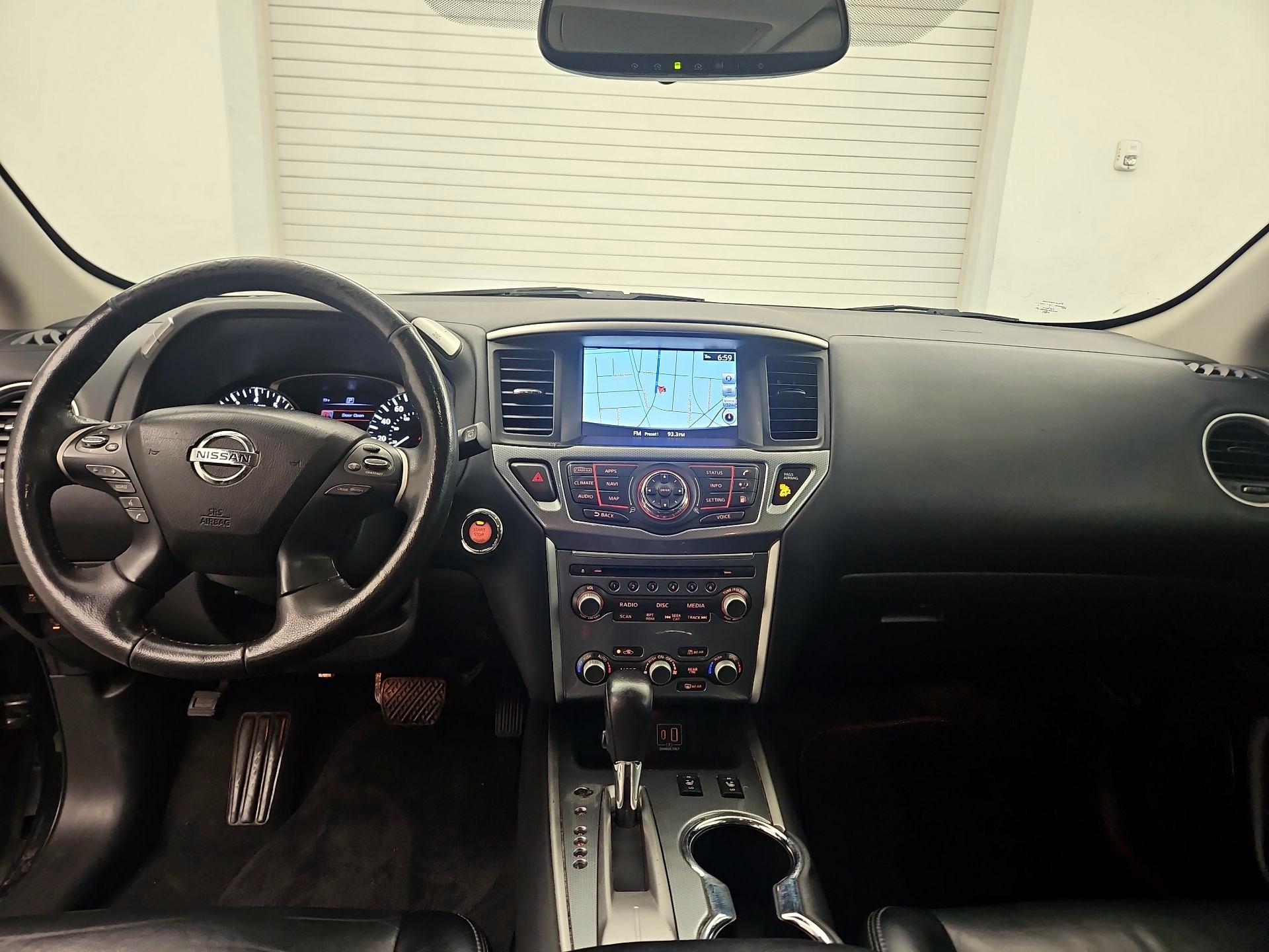 Thumbnail: 2020 Nissan Pathfinder - 9