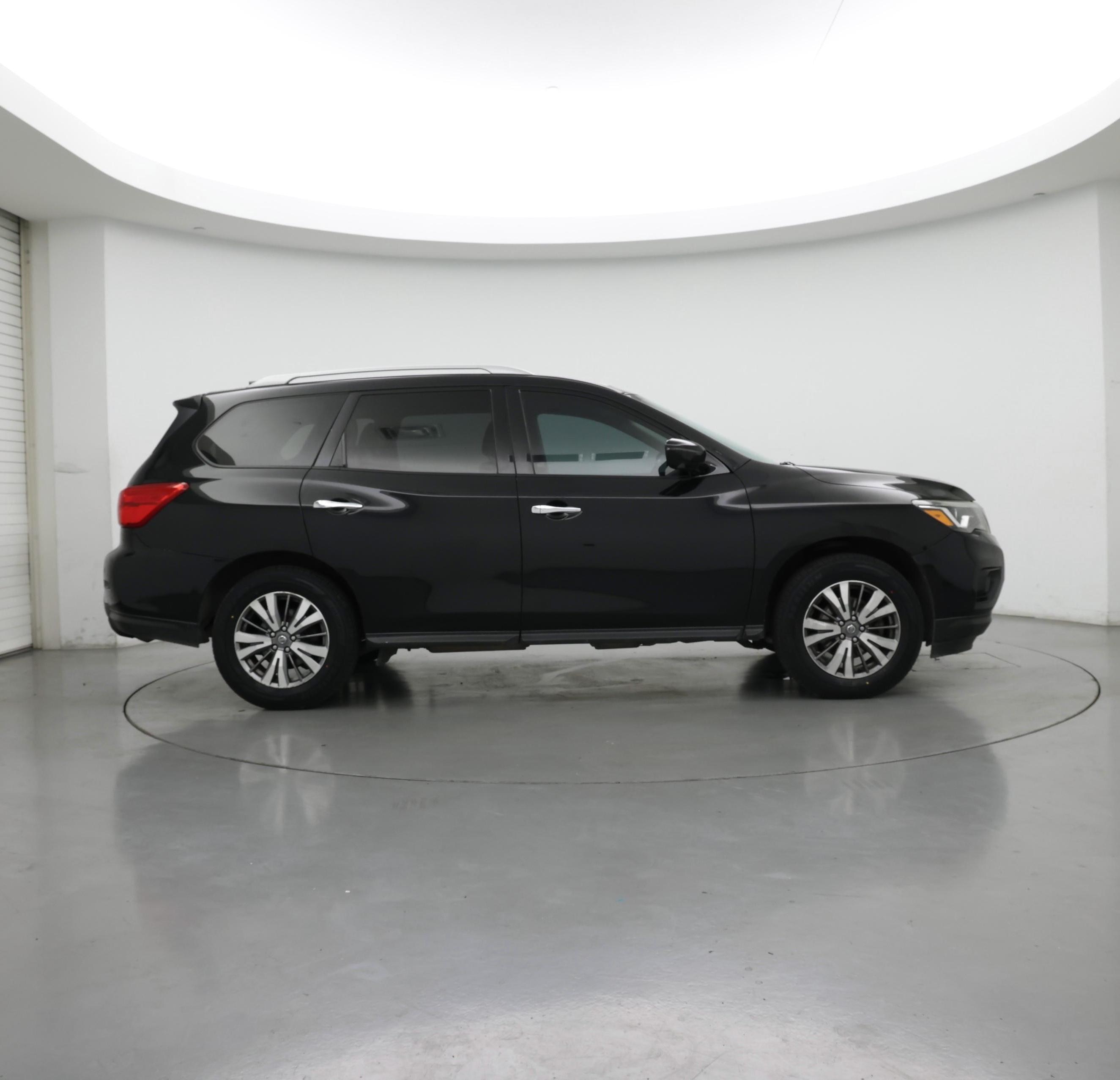 Thumbnail: 2020 Nissan Pathfinder - 7
