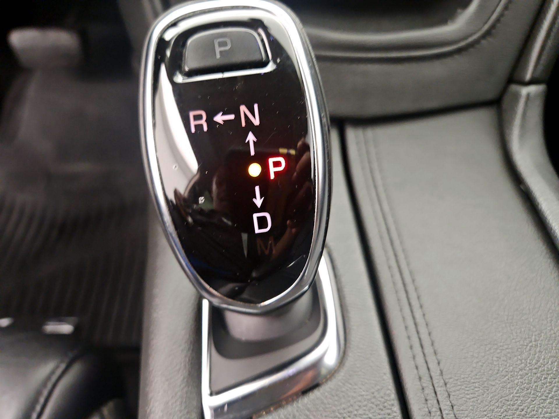 Thumbnail: 2019 Cadillac XT5 - 17