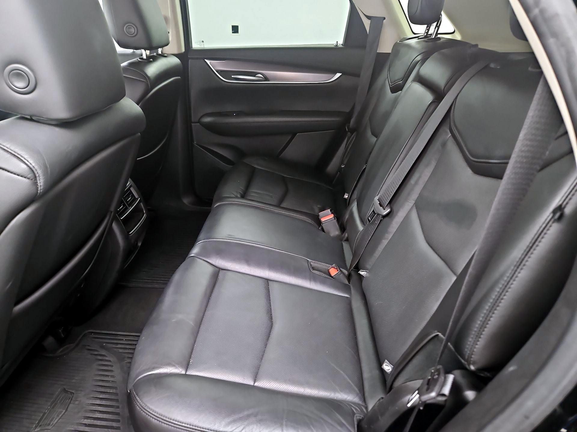 Thumbnail: 2019 Cadillac XT5 - 20