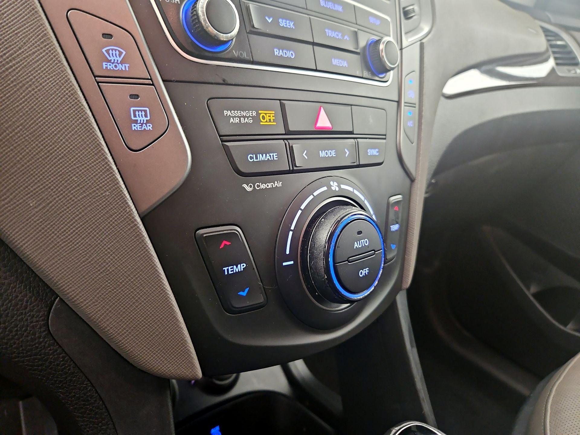 Thumbnail: 2017 Hyundai Santa Fe - 16