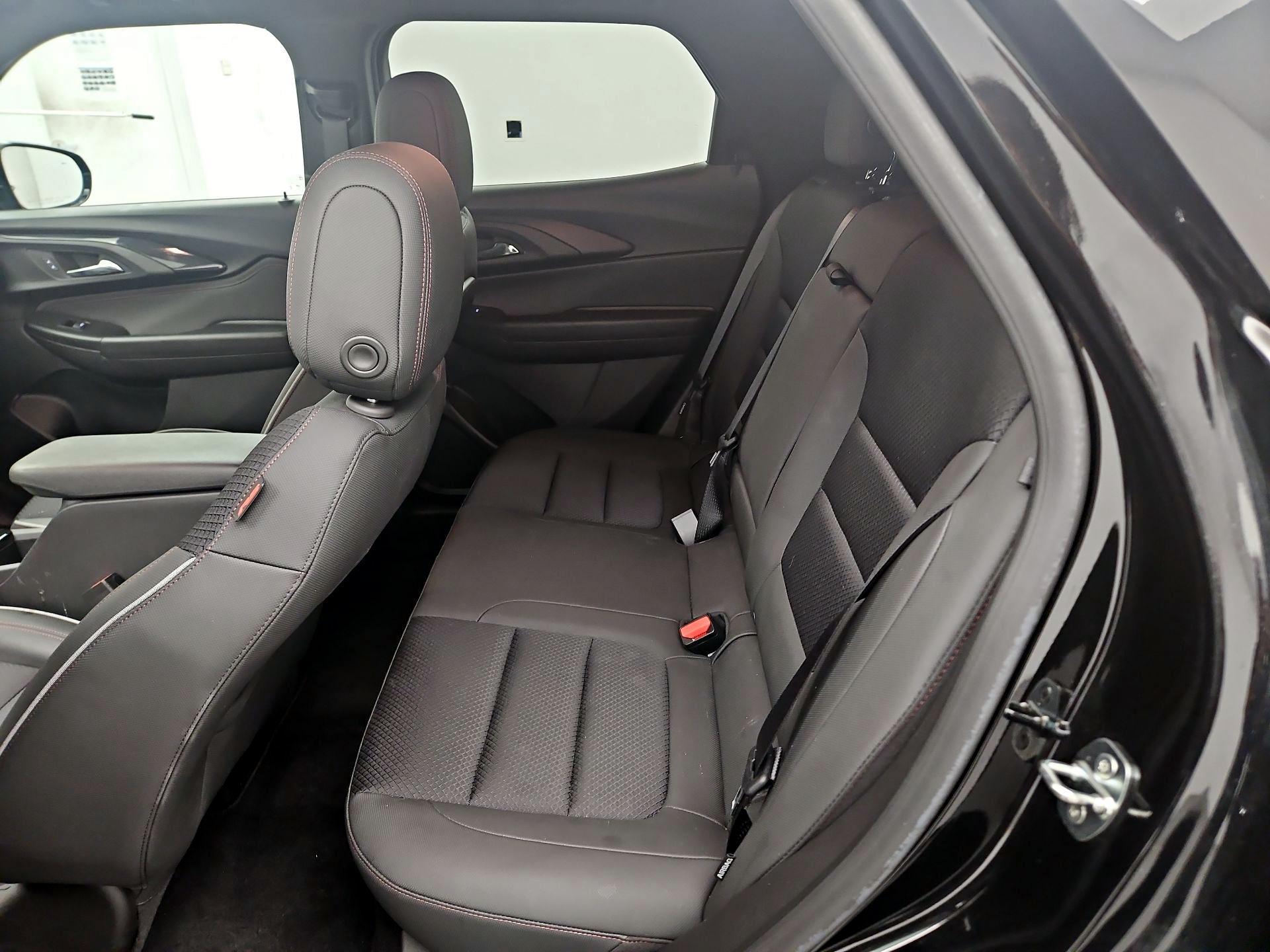 Thumbnail: 2023 Chevrolet TrailBlazer - 19
