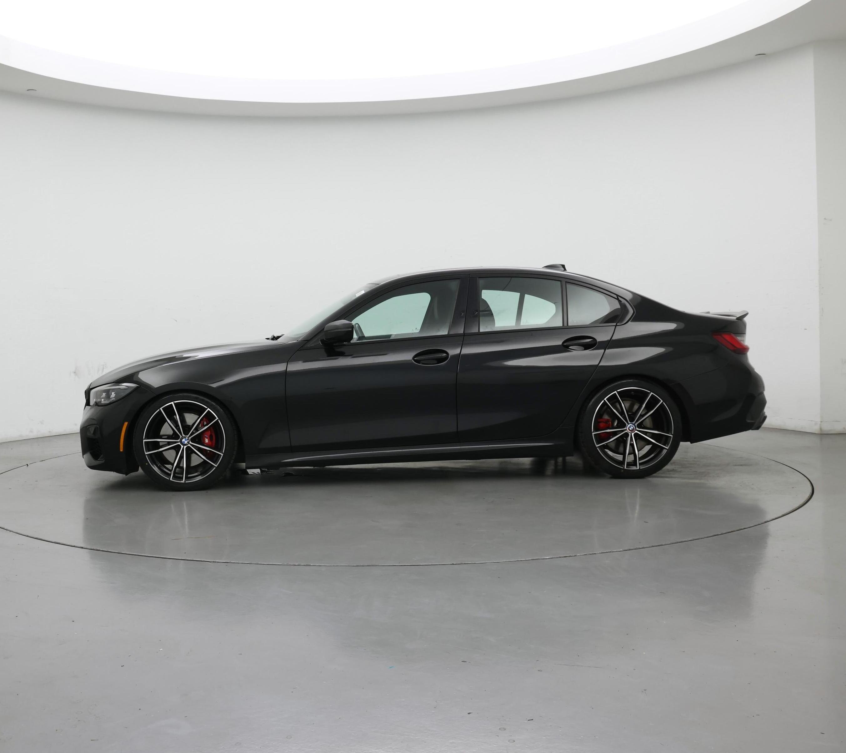 Thumbnail: 2022 BMW 3 Series - 3