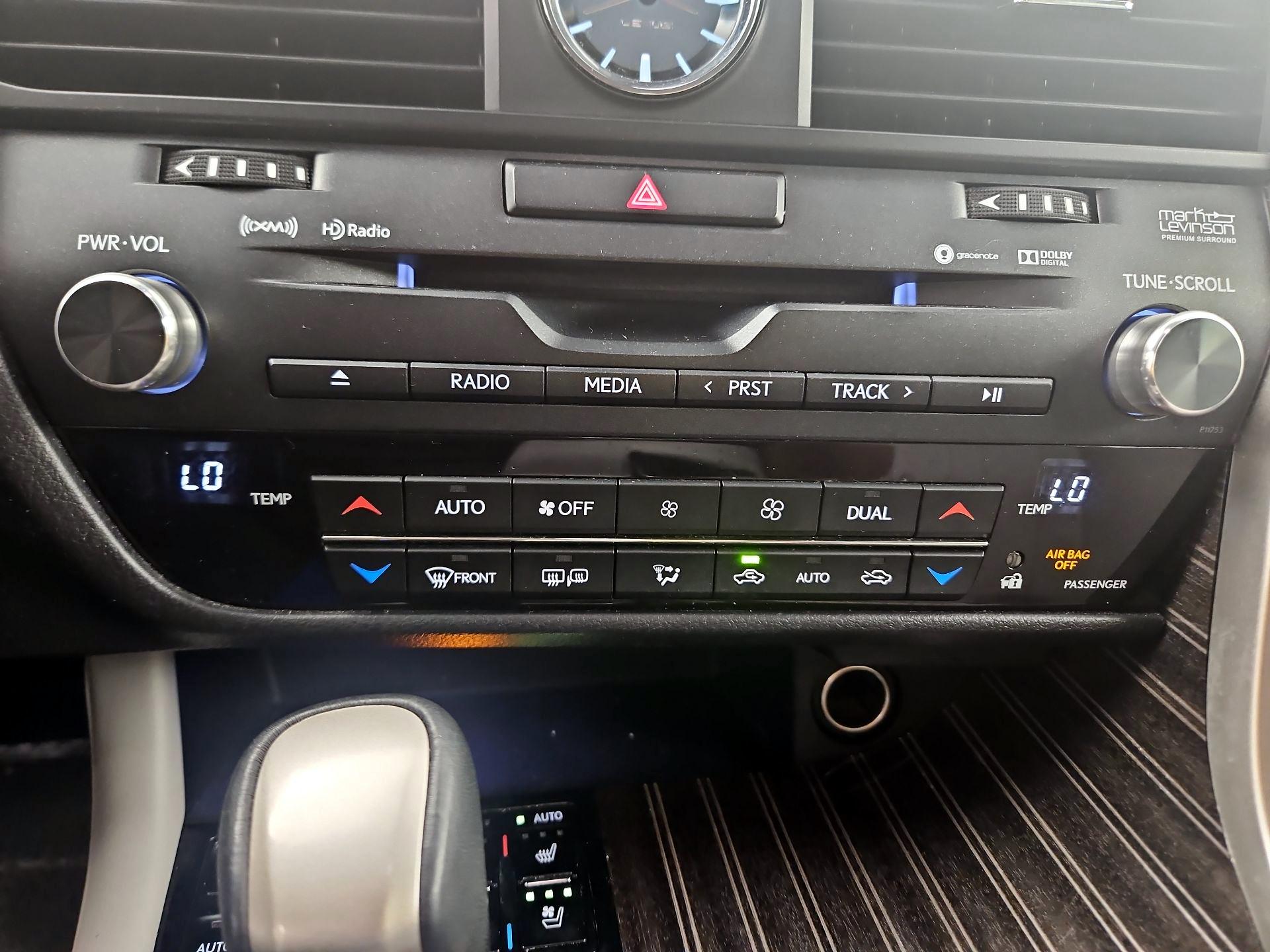 Thumbnail: 2019 Lexus RX - 17