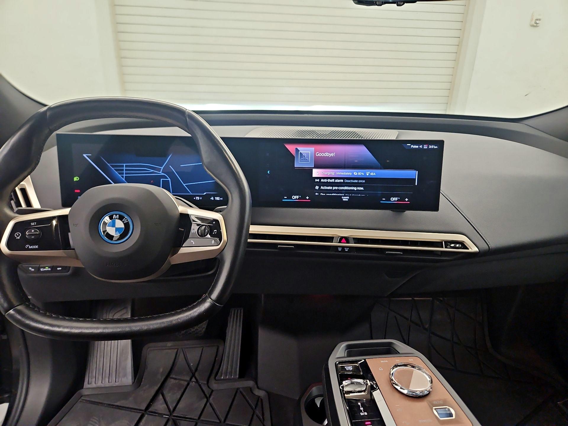 Thumbnail: 2023 BMW iX - 9