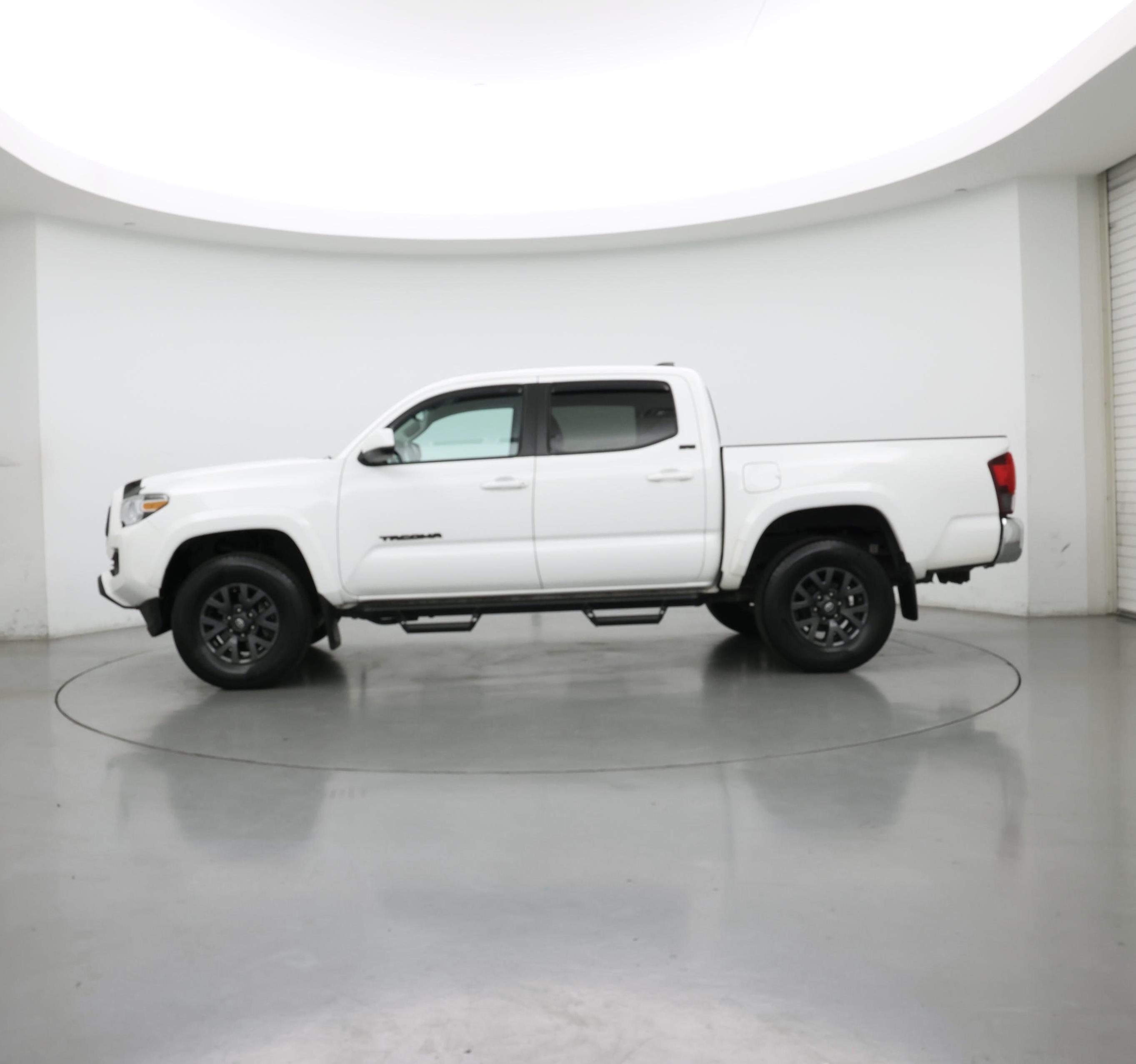 Thumbnail: 2023 Toyota Tacoma - 3
