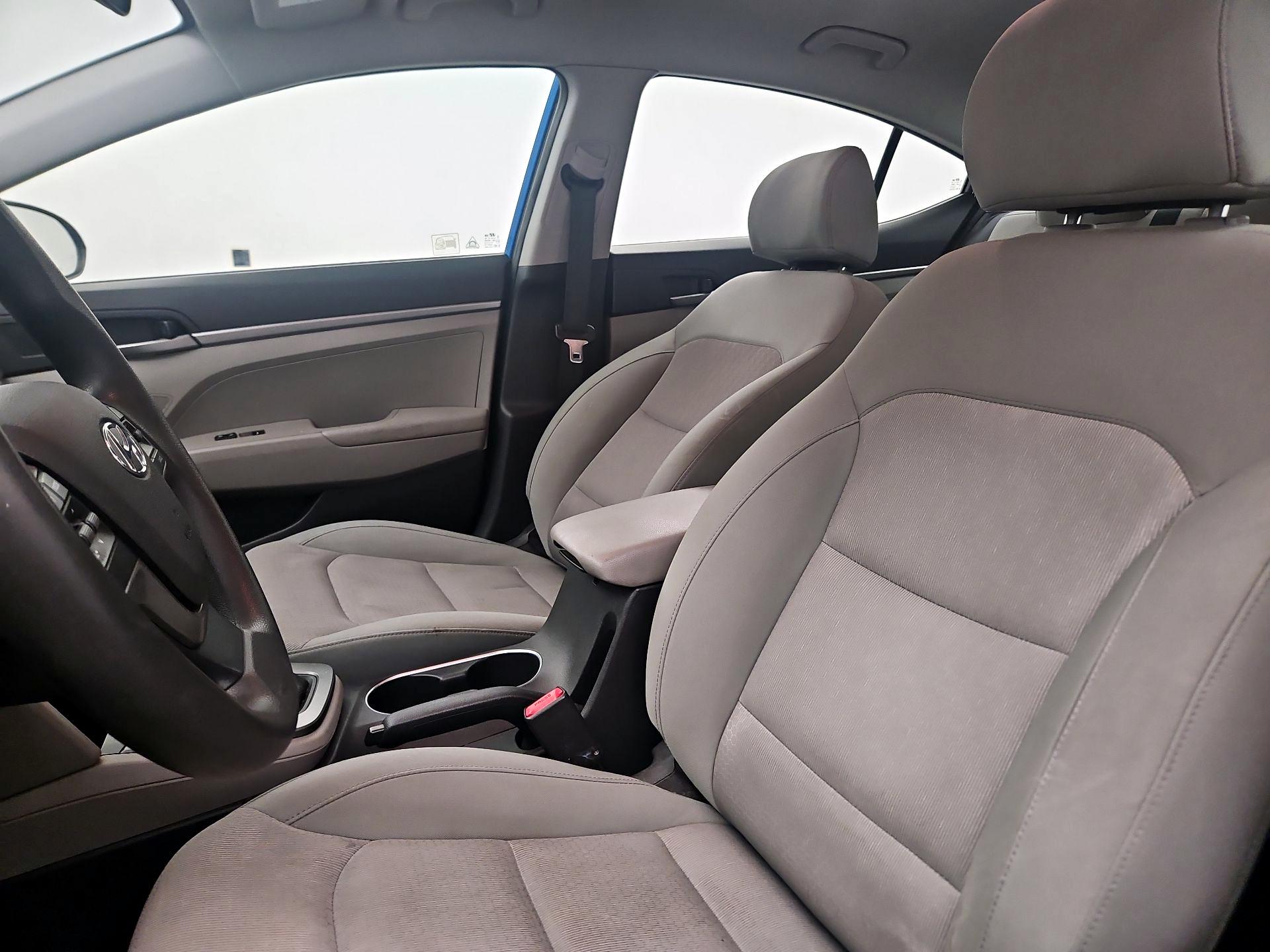 Thumbnail: 2017 Hyundai Elantra - 11