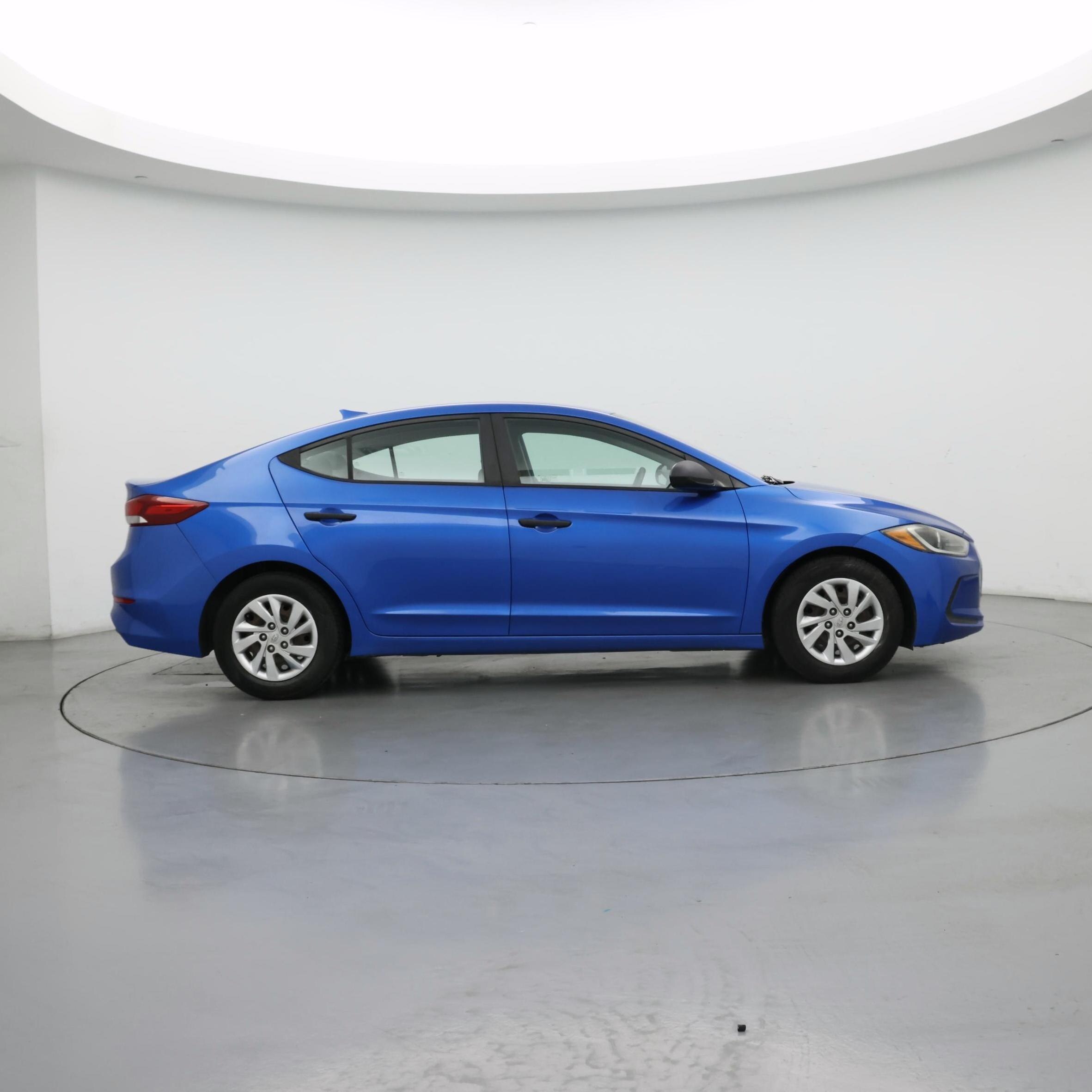 Thumbnail: 2017 Hyundai Elantra - 7