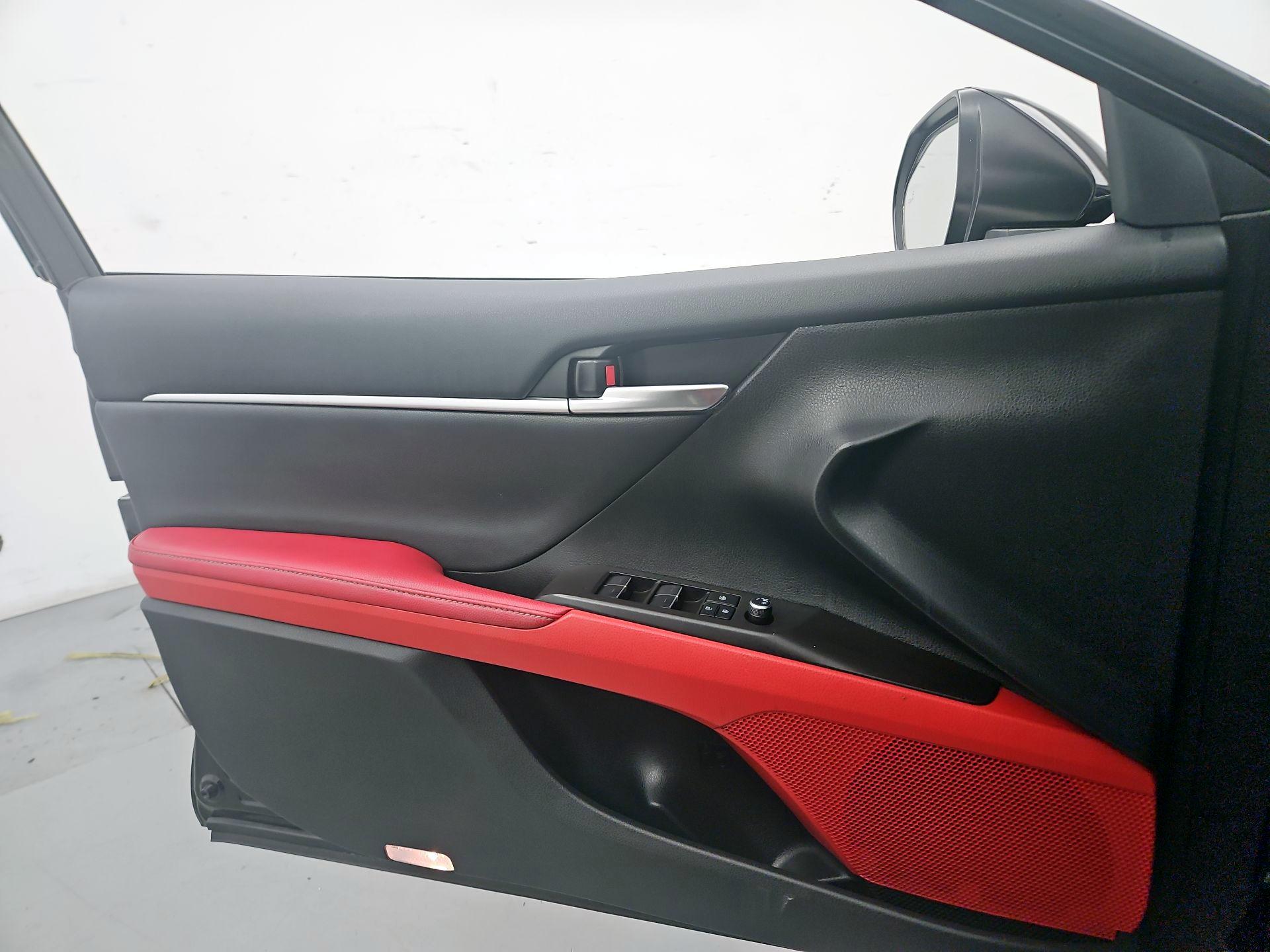 Thumbnail: 2023 Toyota Camry - 12