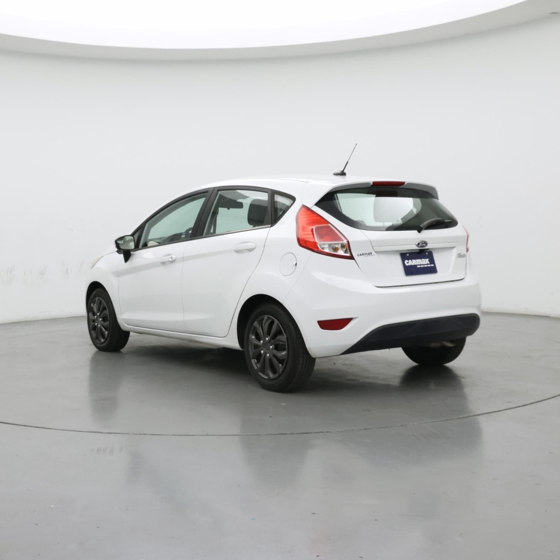 Thumbnail: 2018 Ford Fiesta - 2