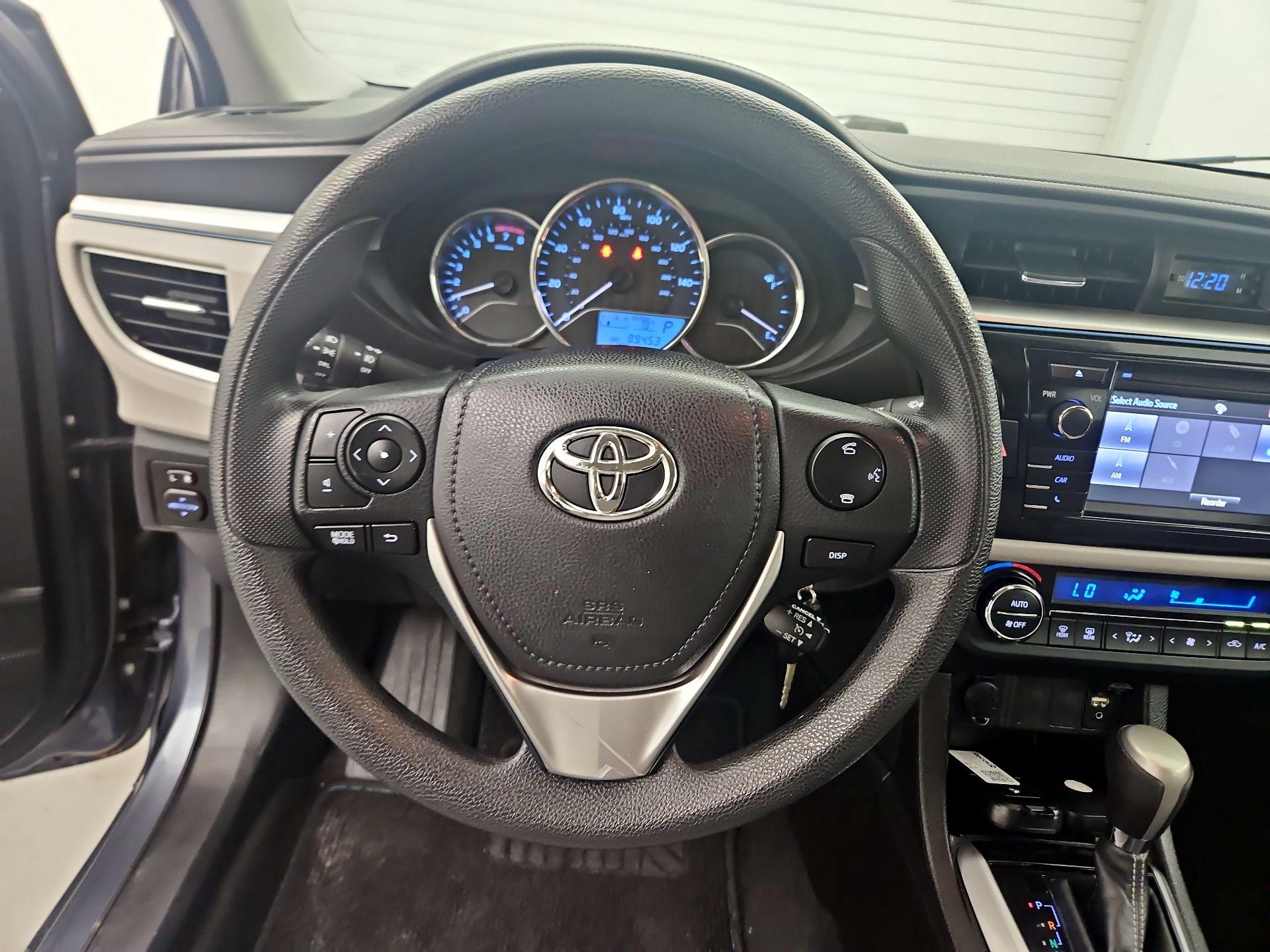 Thumbnail: 2014 Toyota Corolla - 10