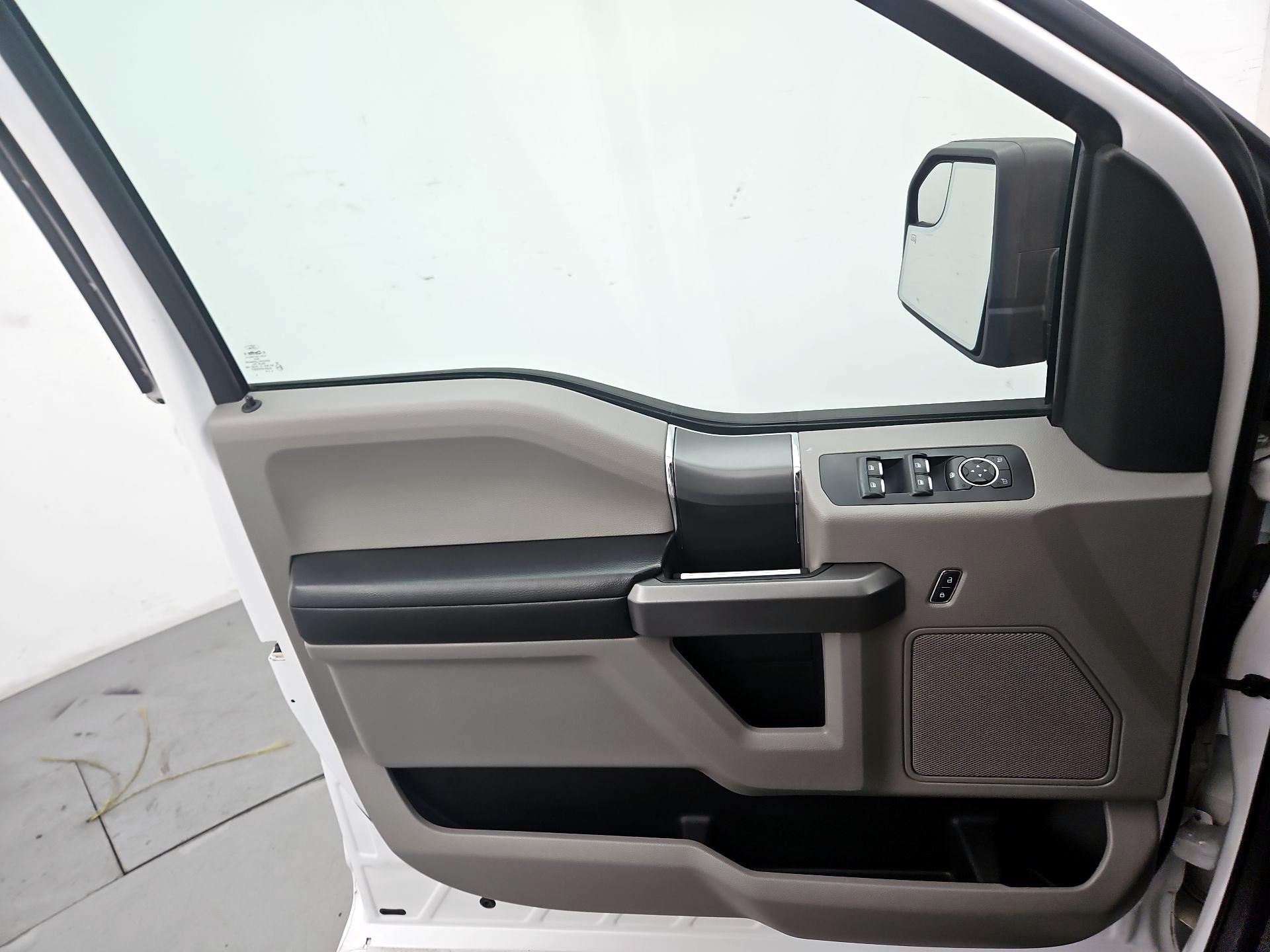 Thumbnail: 2015 Ford F-150 - 12