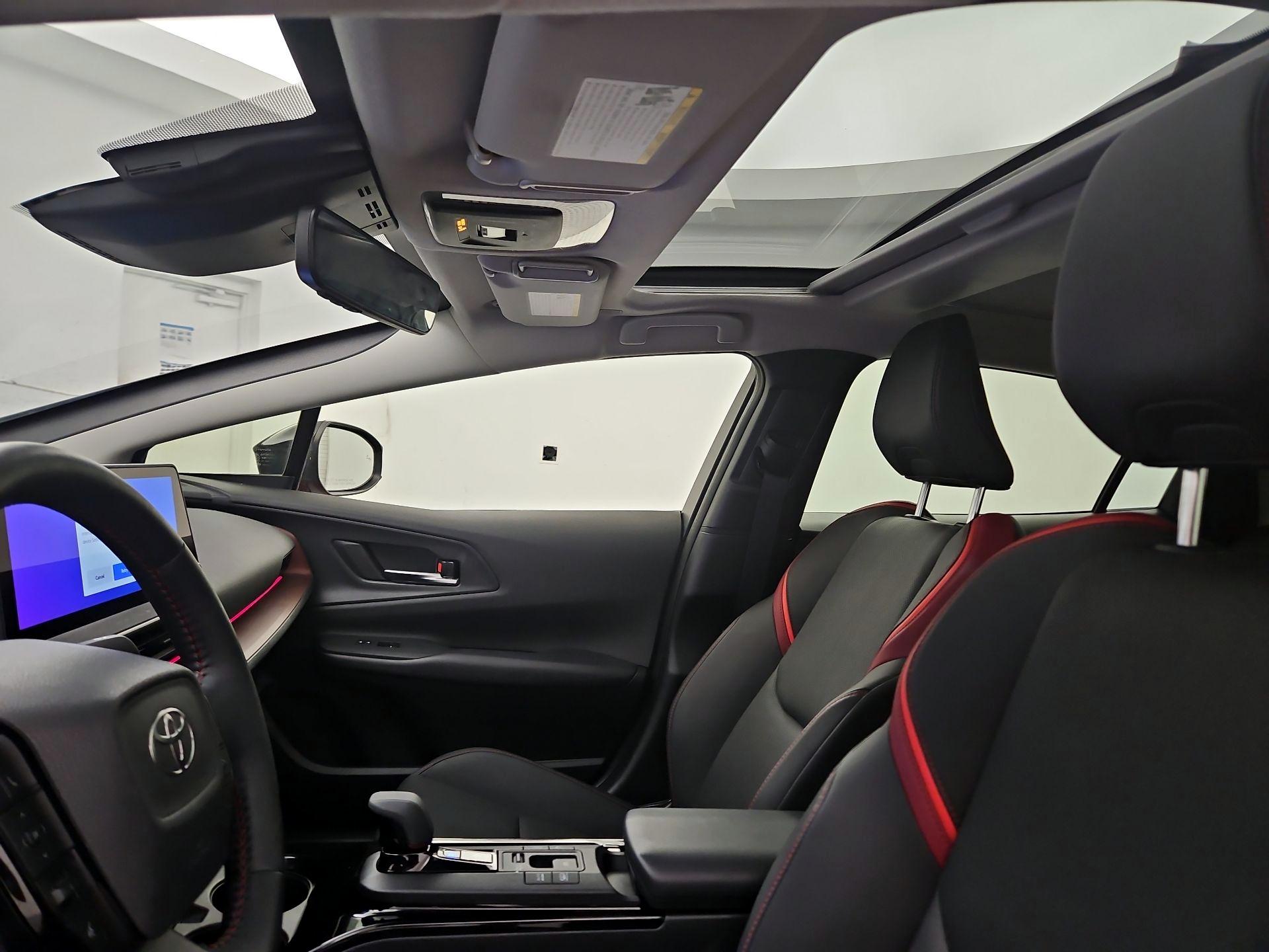 Thumbnail: 2024 Toyota Prius Prime - 19