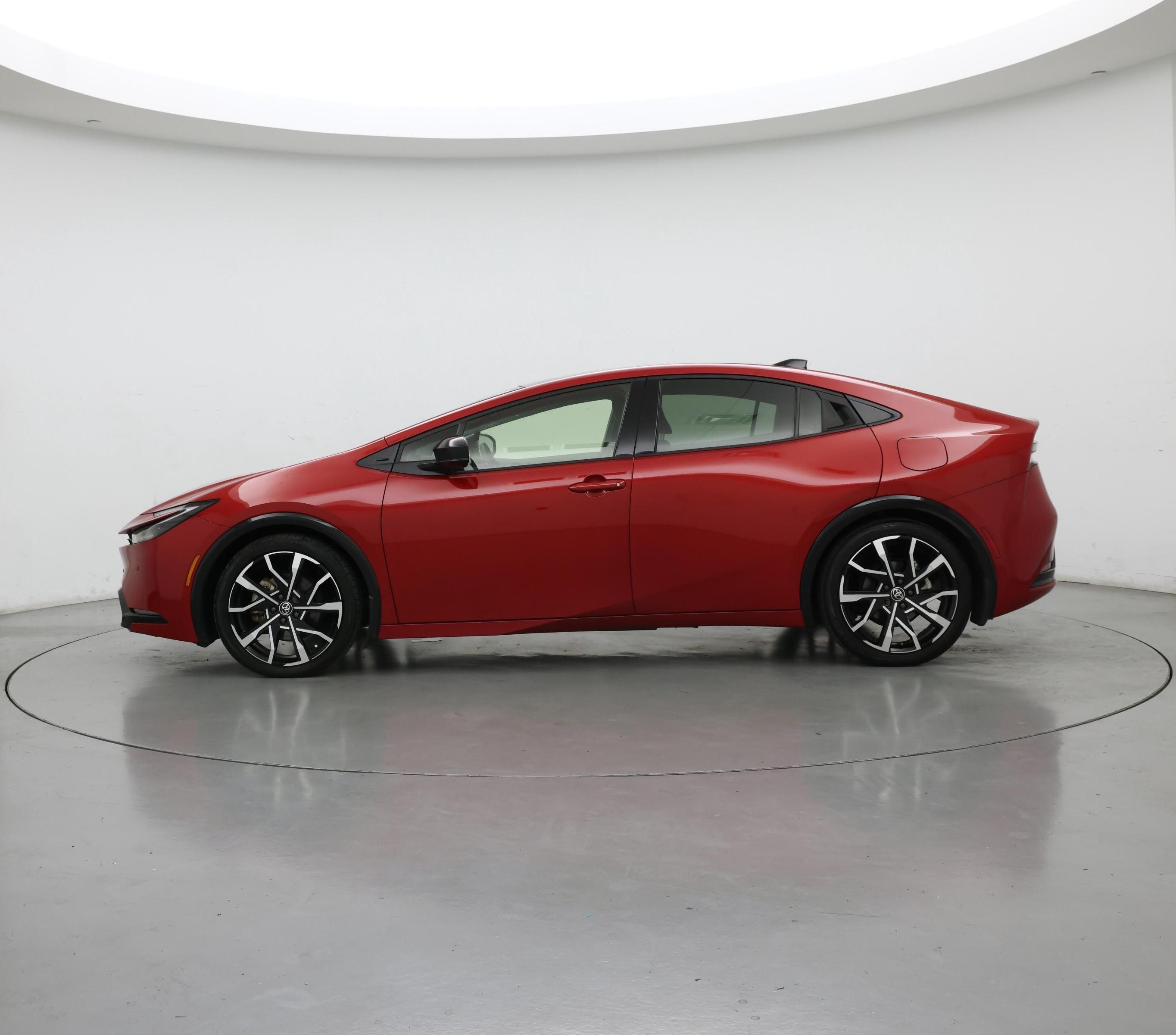 Thumbnail: 2024 Toyota Prius Prime - 3