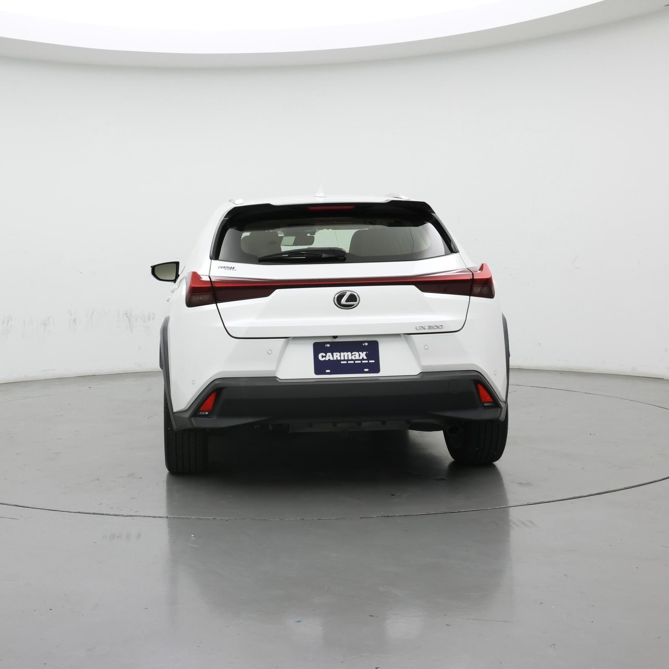 Thumbnail: 2019 Lexus UX - 6