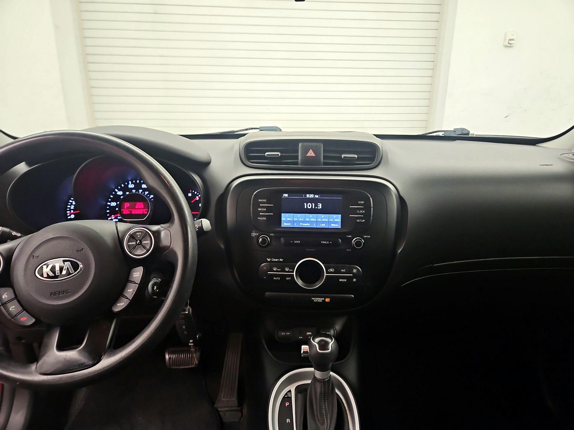 Thumbnail: 2017 Kia Soul - 9