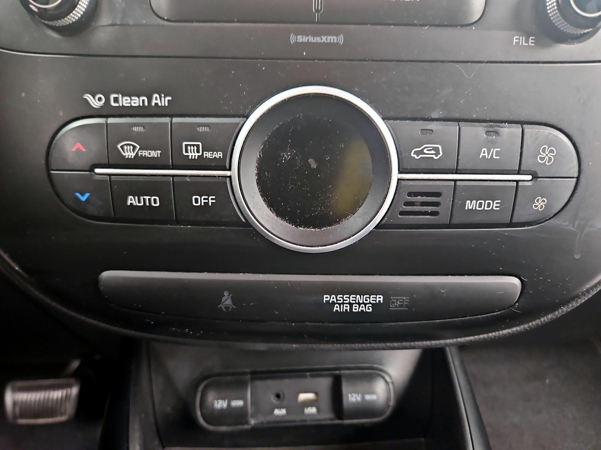Thumbnail: 2017 Kia Soul - 16