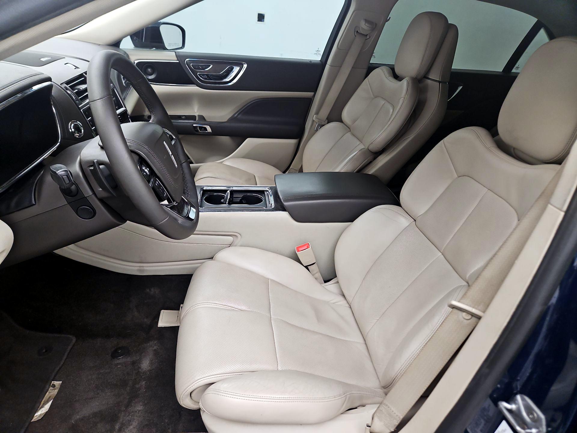 Thumbnail: 2018 Lincoln Continental - 11