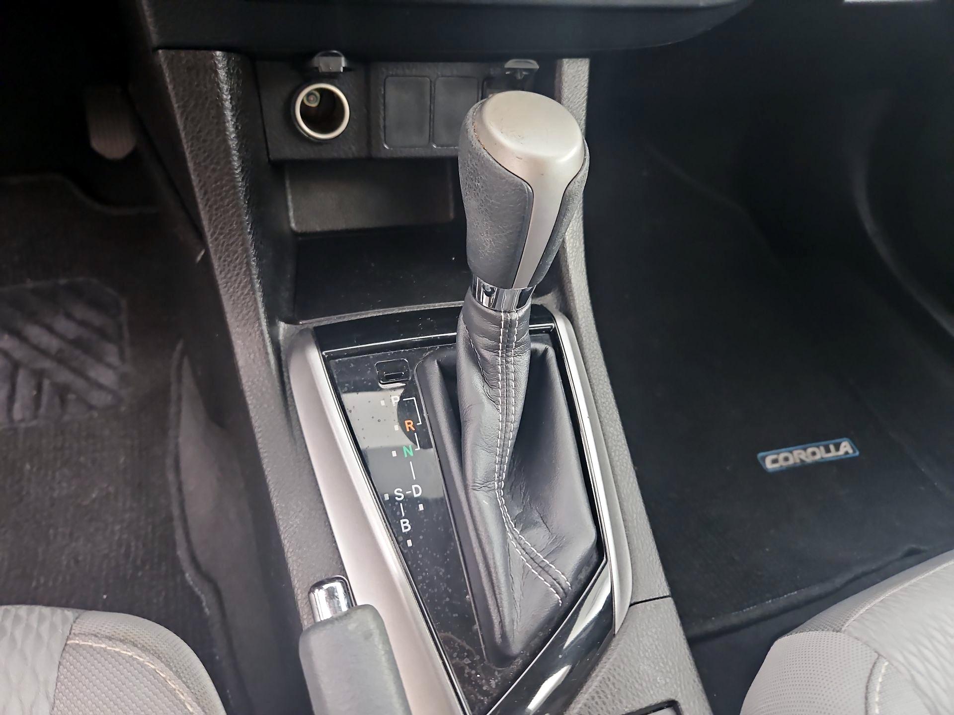 Thumbnail: 2016 Toyota Corolla - 17