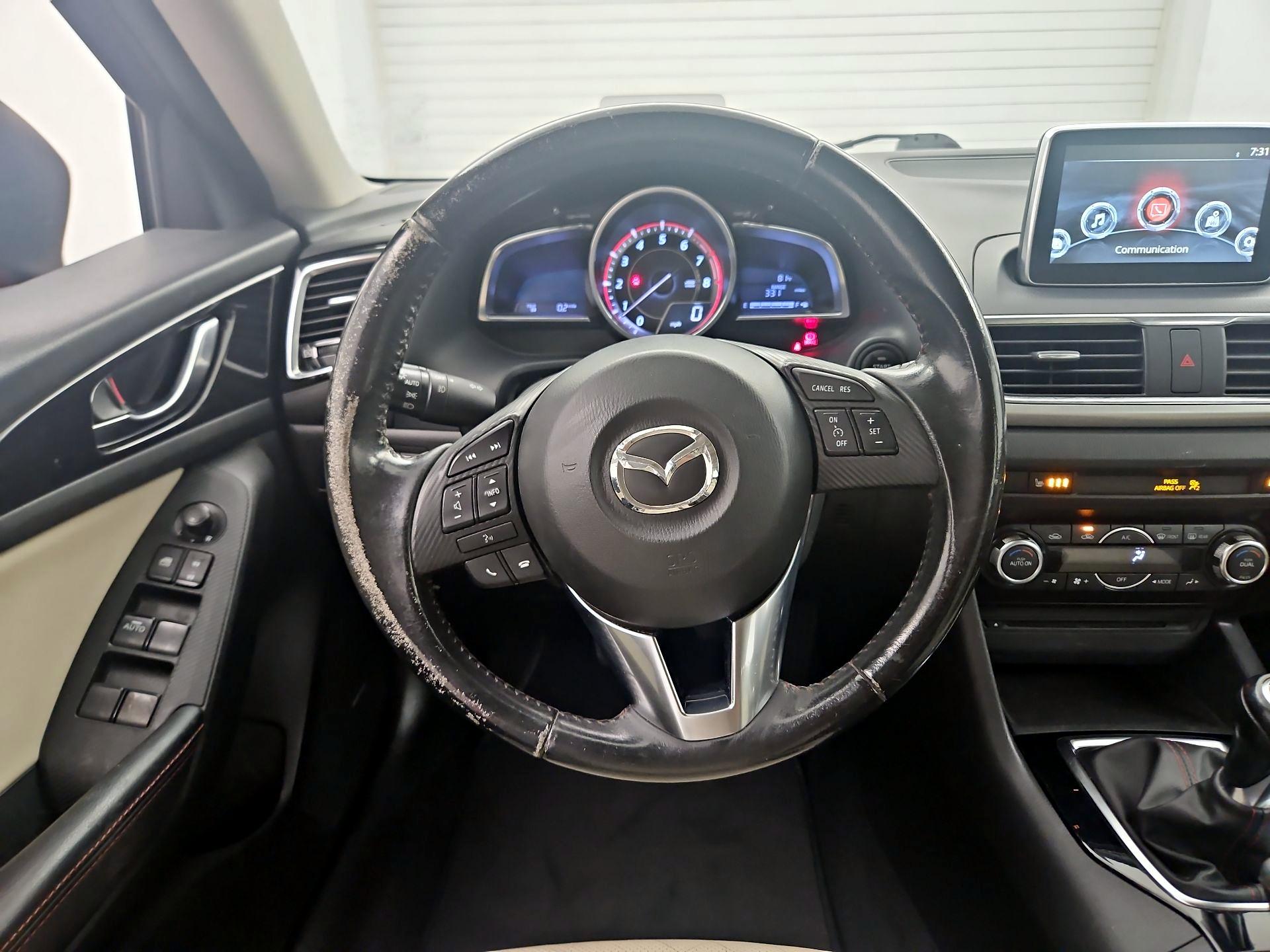 Thumbnail: 2016 Mazda Mazda3 - 10