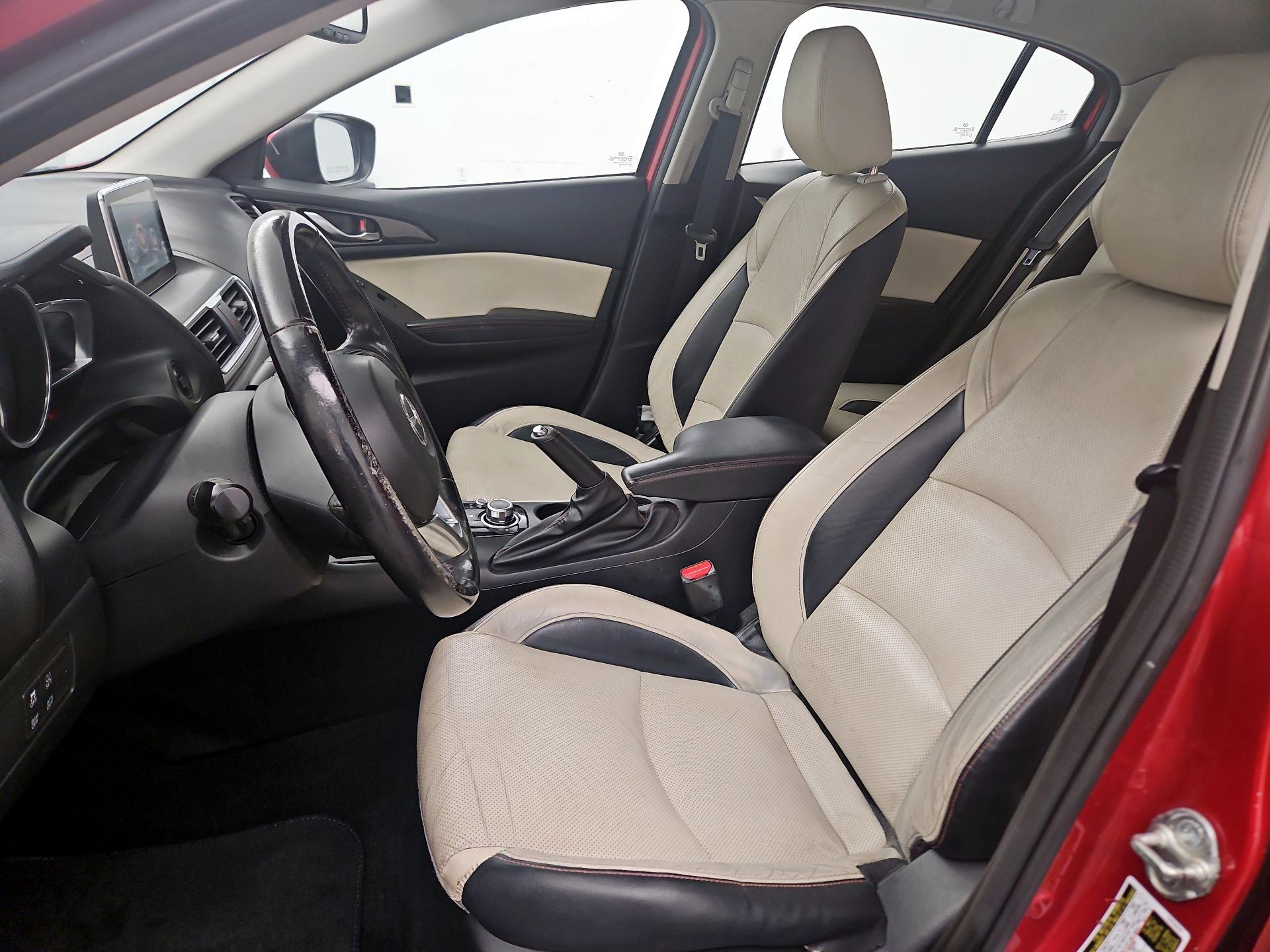 Thumbnail: 2016 Mazda Mazda3 - 11