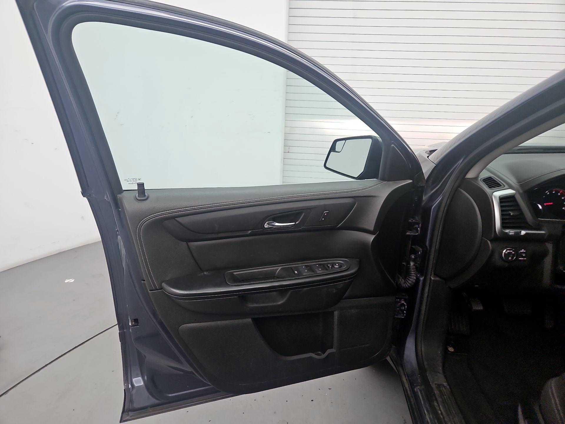 Thumbnail: 2014 GMC Acadia - 12
