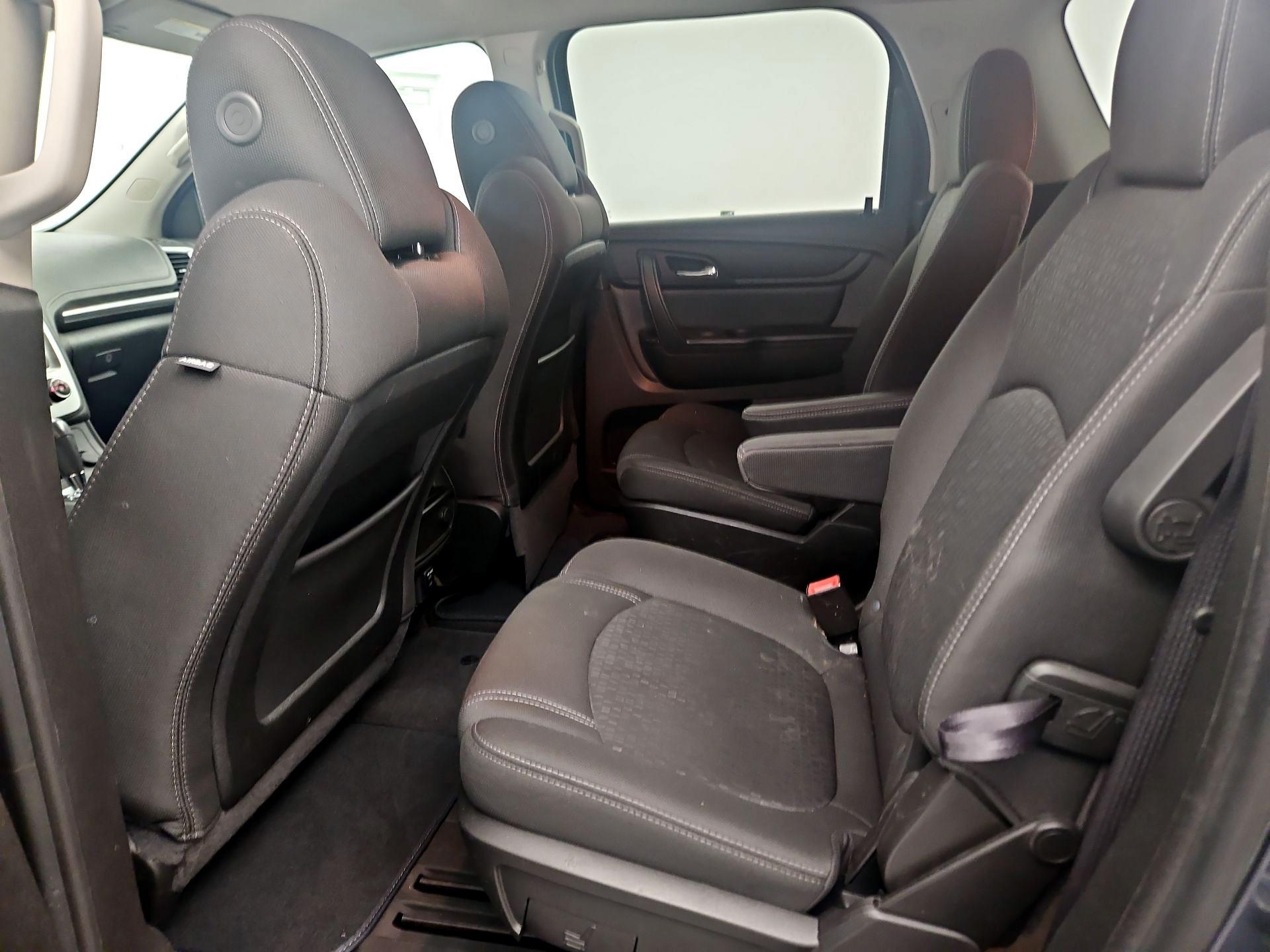 Thumbnail: 2014 GMC Acadia - 19
