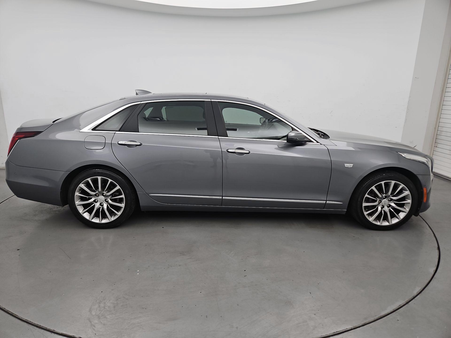 Thumbnail: 2018 Cadillac CT6 - 4
