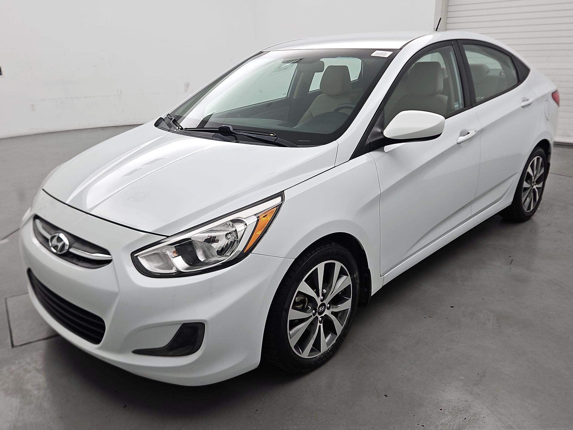 Thumbnail: 2017 Hyundai Accent - 3