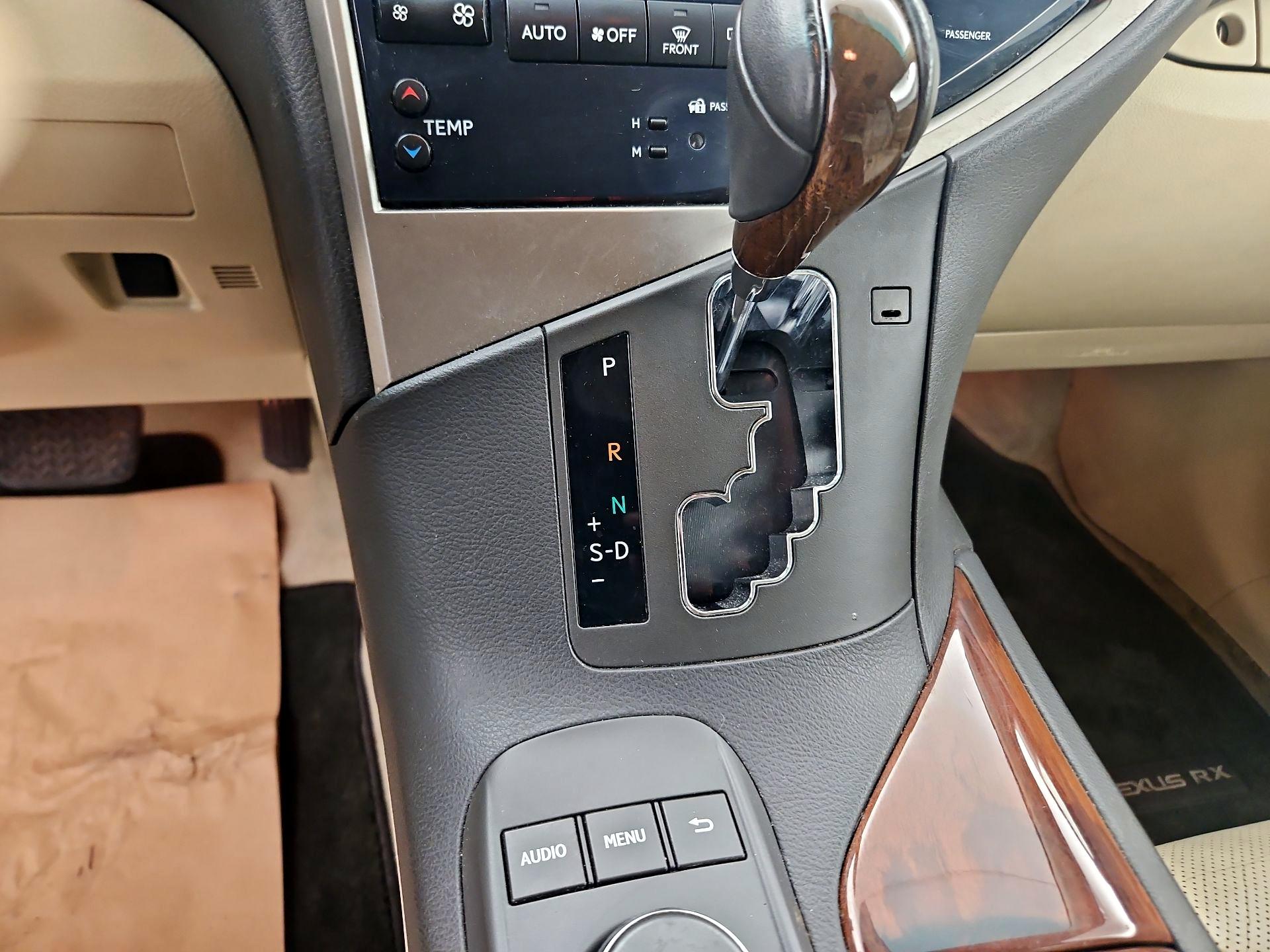 Thumbnail: 2015 Lexus RX - 17