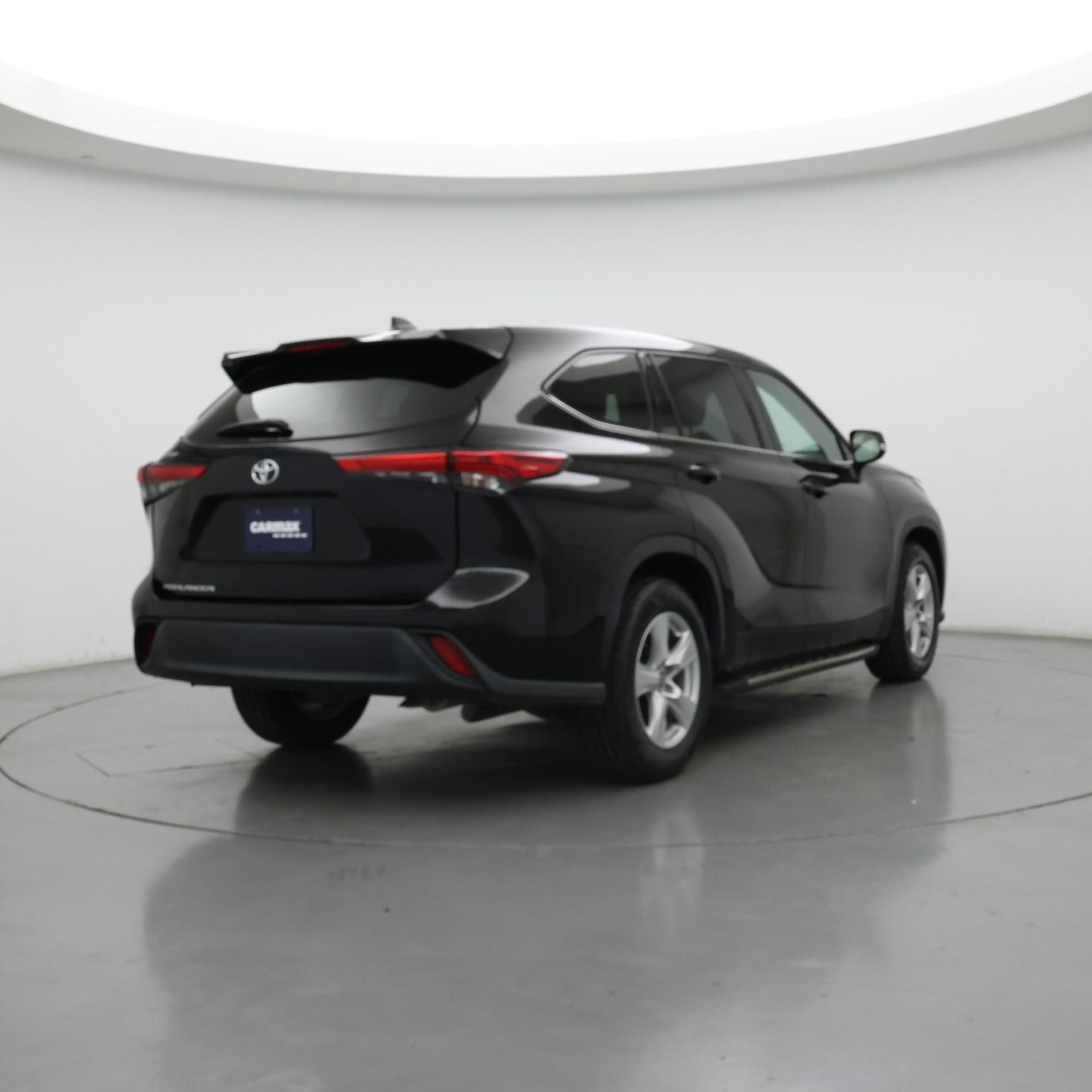 Thumbnail: 2022 Toyota Highlander - 8