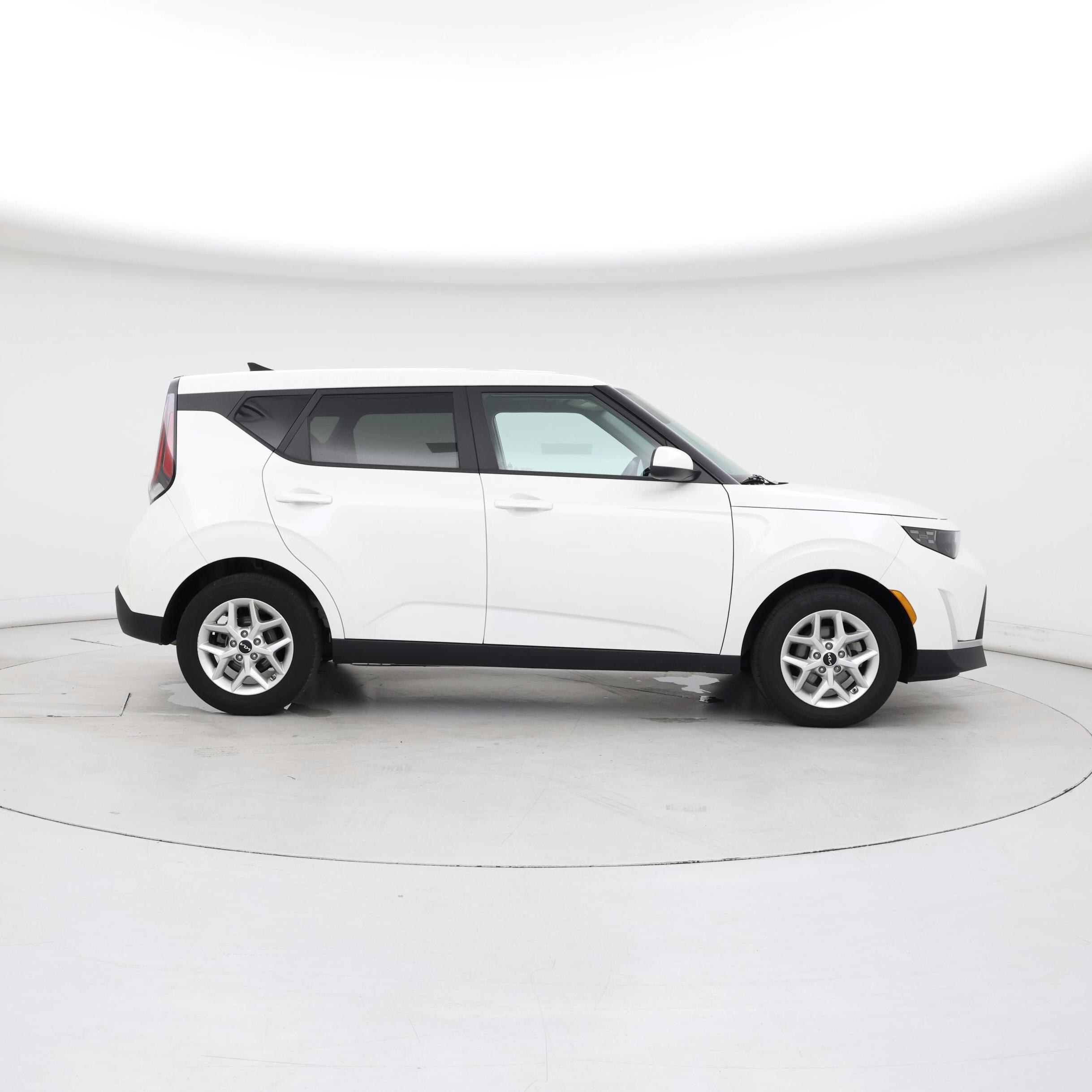 Thumbnail: 2024 Kia Soul - 7
