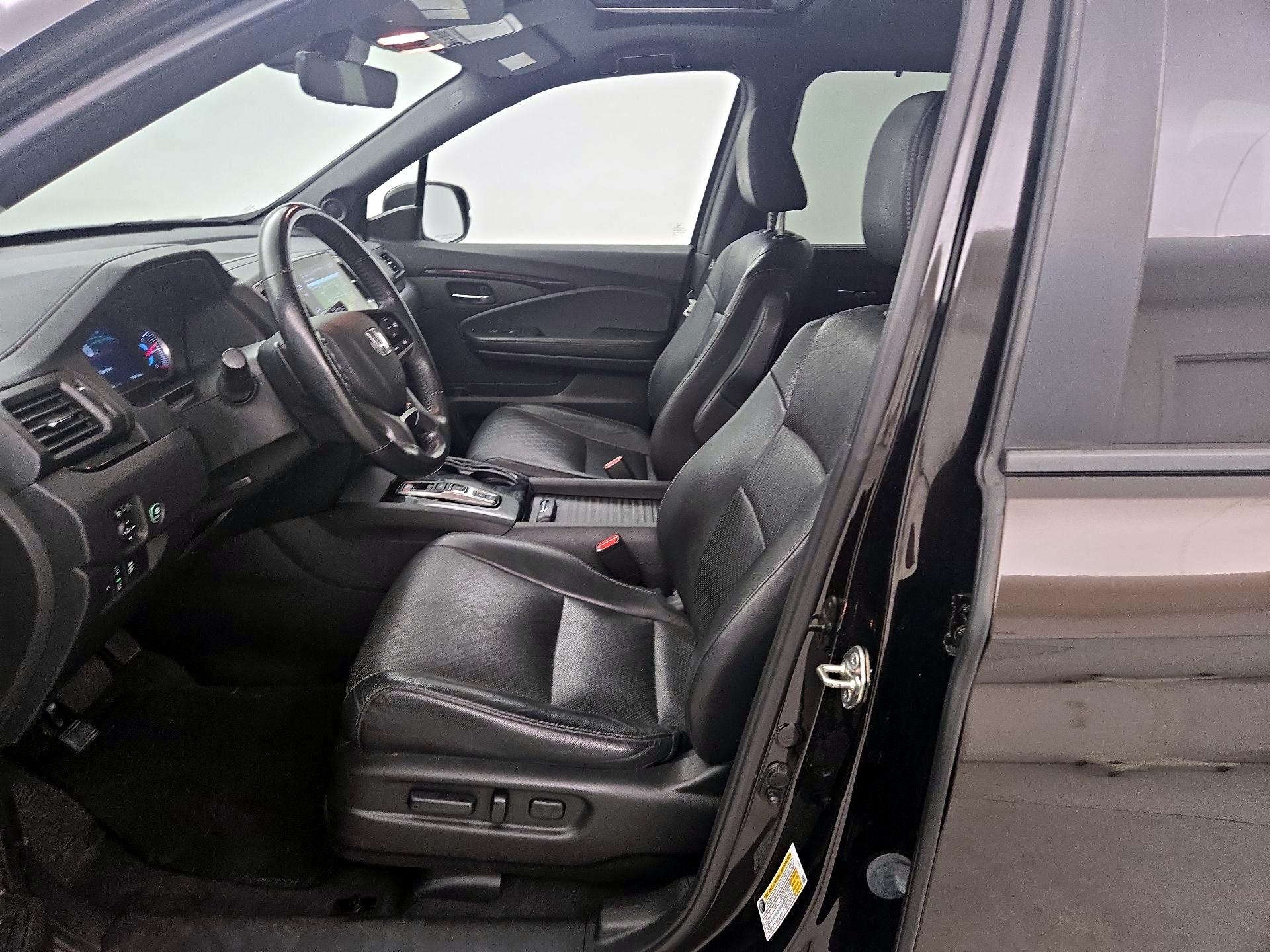 Thumbnail: 2019 Honda Passport - 11