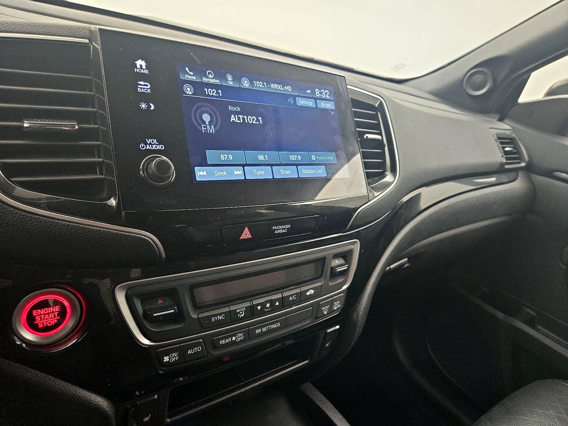 Thumbnail: 2019 Honda Passport - 16
