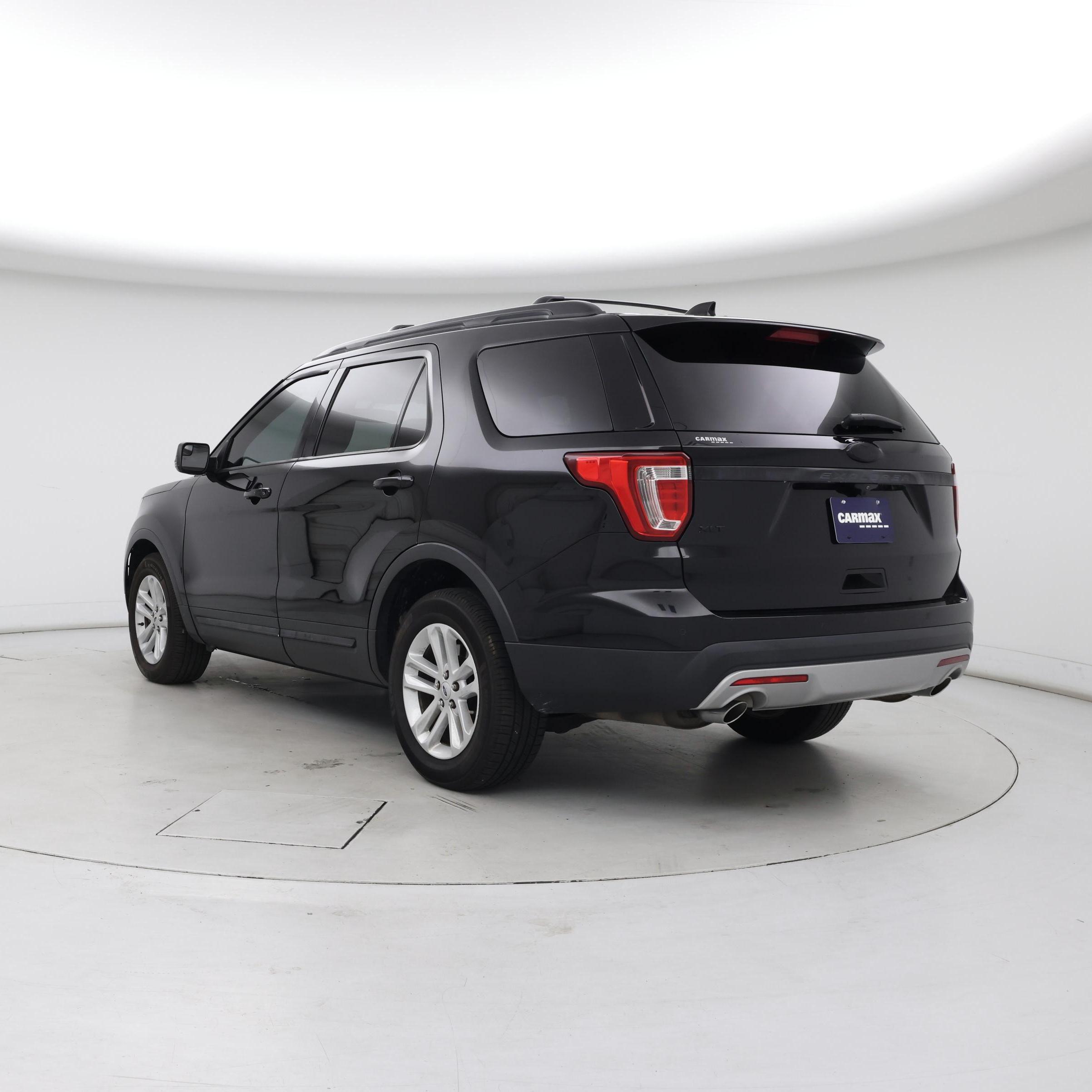 Thumbnail: 2017 Ford Explorer - 2